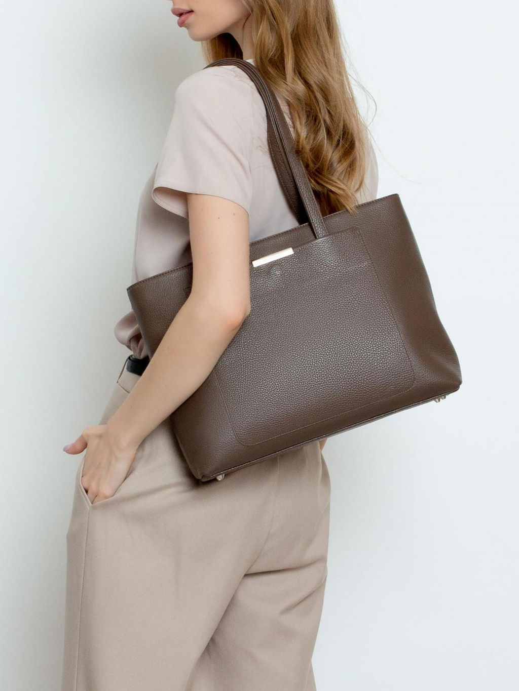Женская кожаная сумка Richet 3195LN 612 Тауп