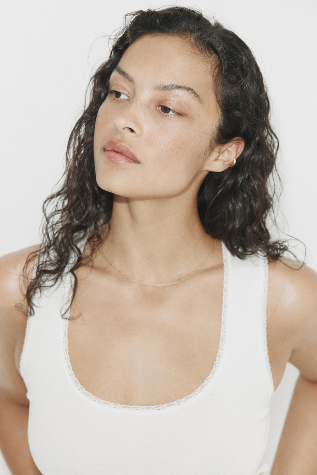 Top con ribetes de encaje - H&m фото 5