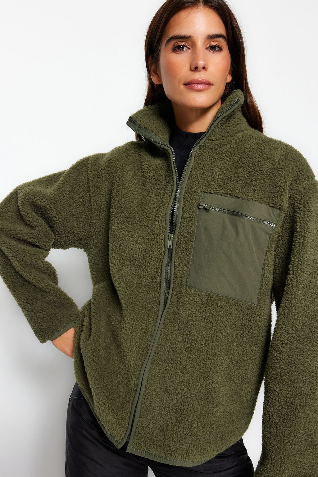 TRENDYOLMILLA Winter Essentials Gri Polar Fermuarl? Dik Yaka Uzun Kol Cep Detayl? Orme Sweatshirt TWOAW24SW00071 фото 4