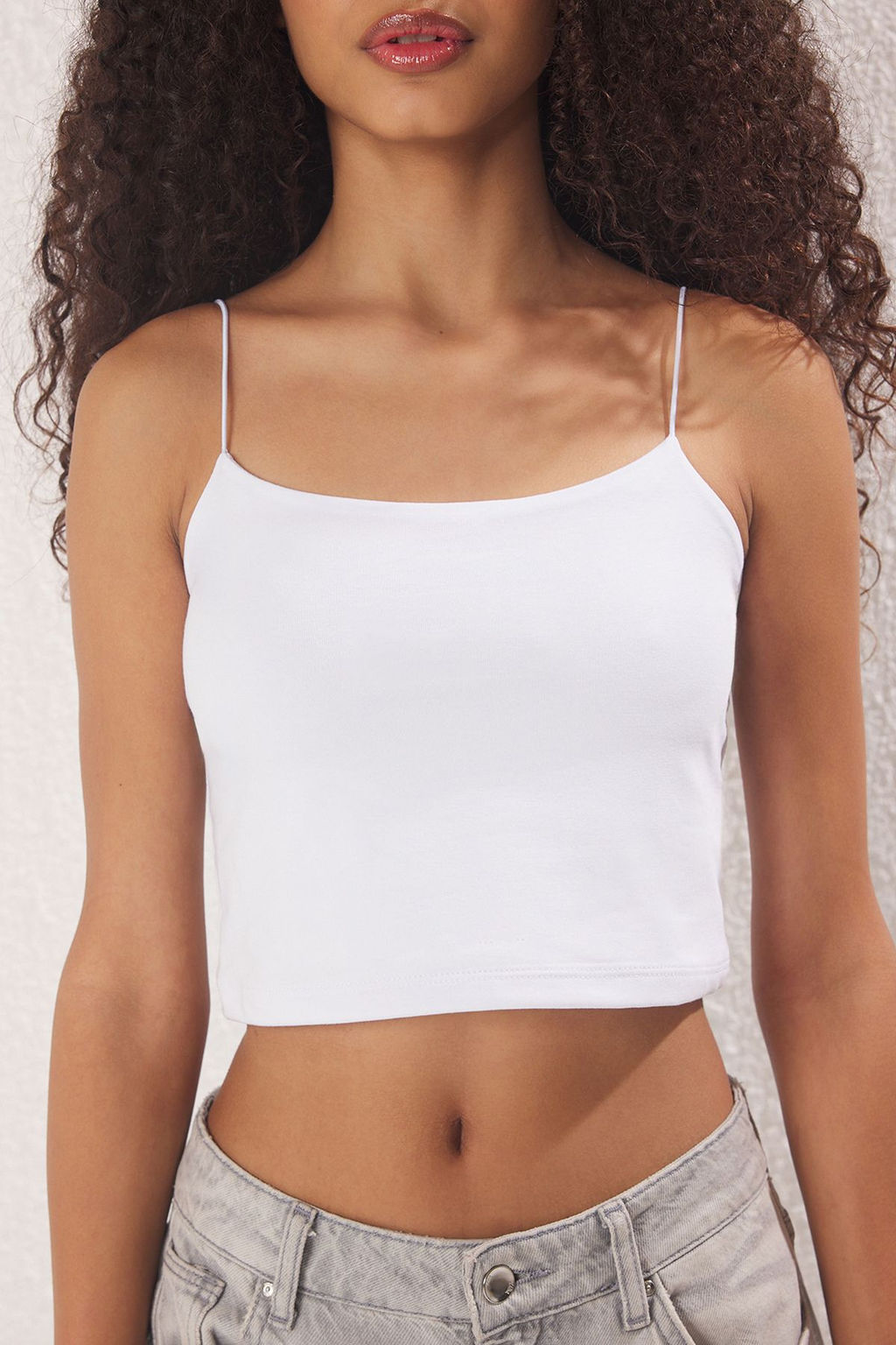 Trendyolmilla Antrasit-Beyaz-Bordo-Bej 4lu Paket Ask?l? Crop Vucuda Oturan Esnek Orme Atlet TWOSS25AL00051  фото 18