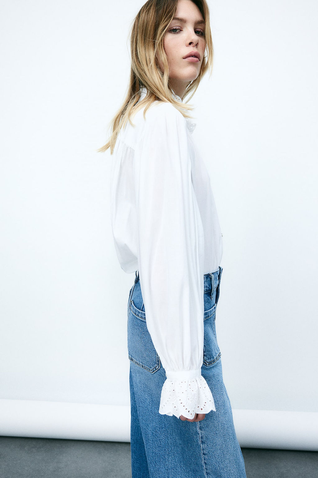 Blusa con bordado ingles - H&m фото 4