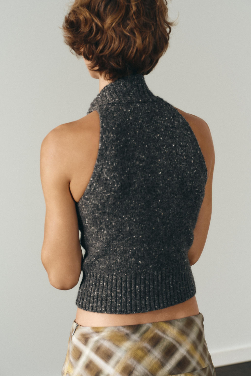 WOOL SLEEVELESS JUMPER WITH SIDE PLEATS - Zara фото 17