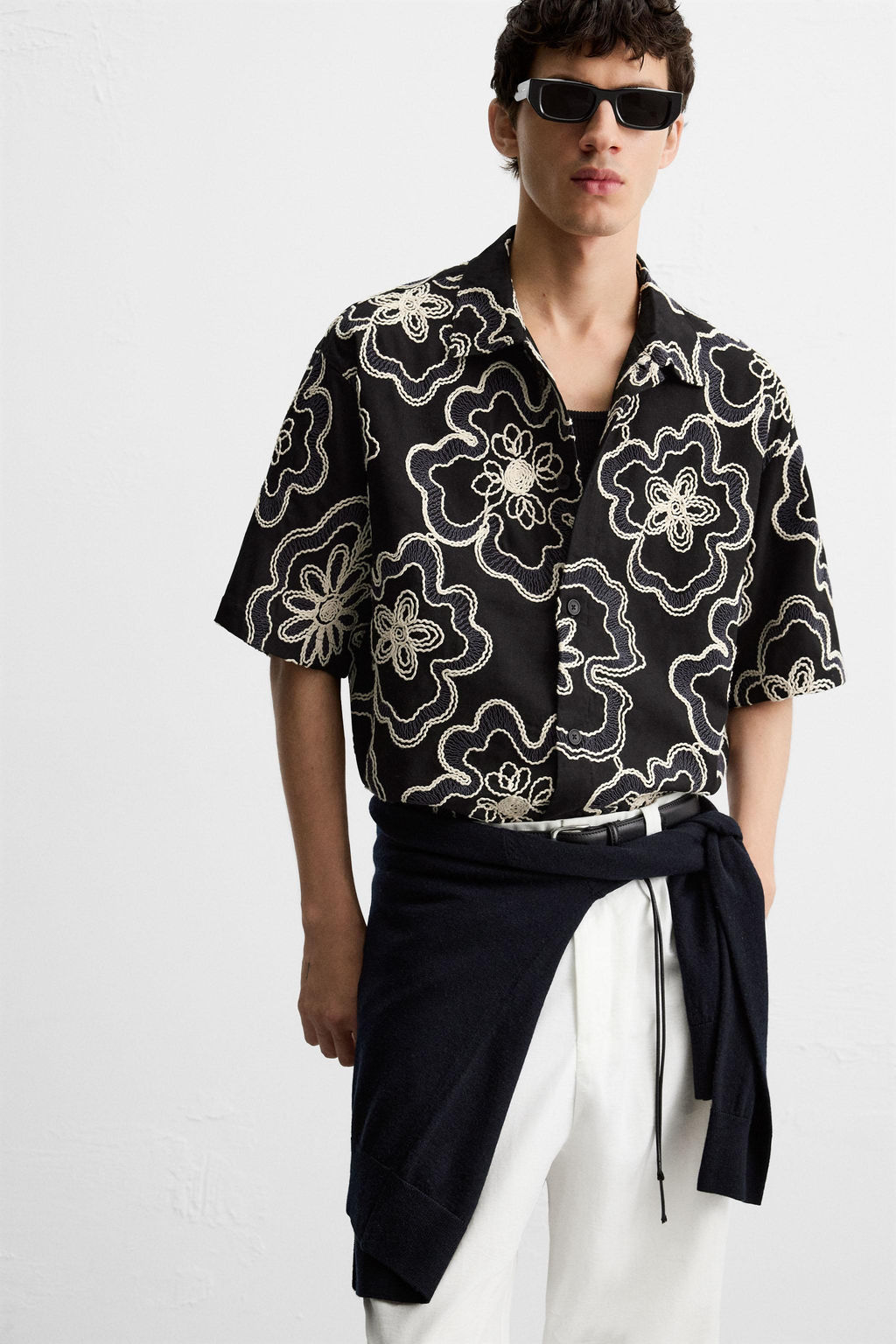 TEXTURED EMBROIDERY SHIRT