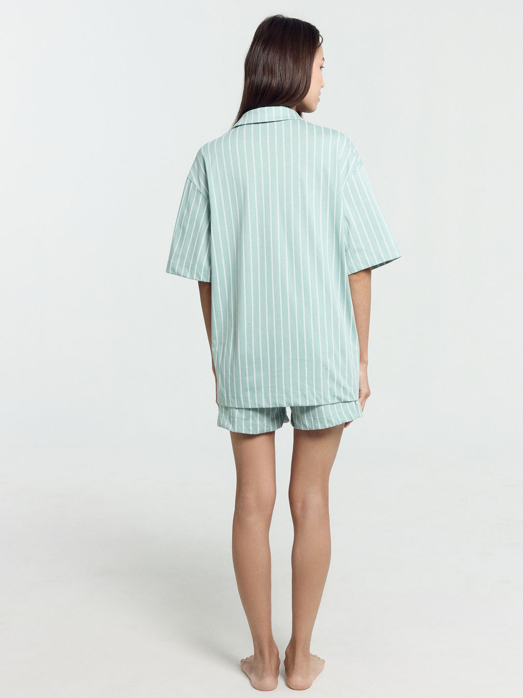 Комплект женский (жакет, шорты) зеленый в полоску - Mark formelle фото 9