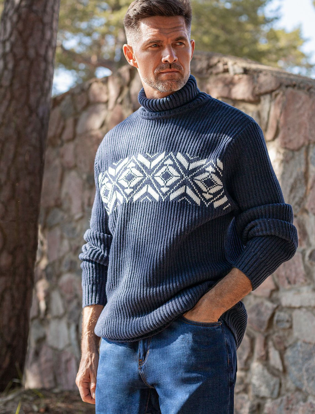 VILATTE / Свитер крупной фактурной вязки из мягкой пряжи из хлопка с акрилом