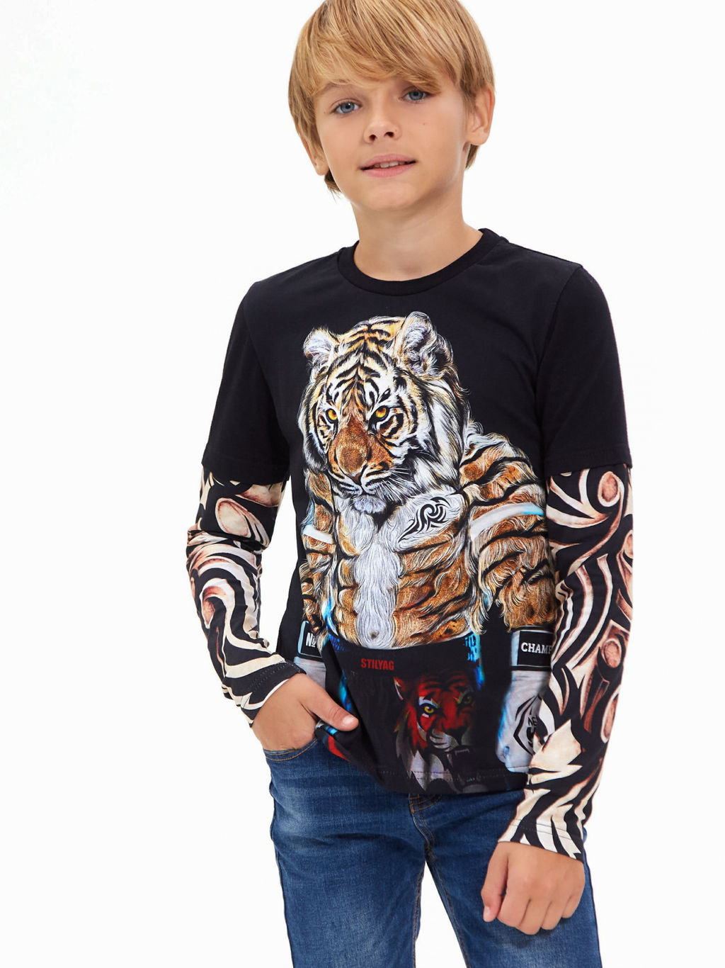 Футболка с длинным рукавом "Тату",чёрный