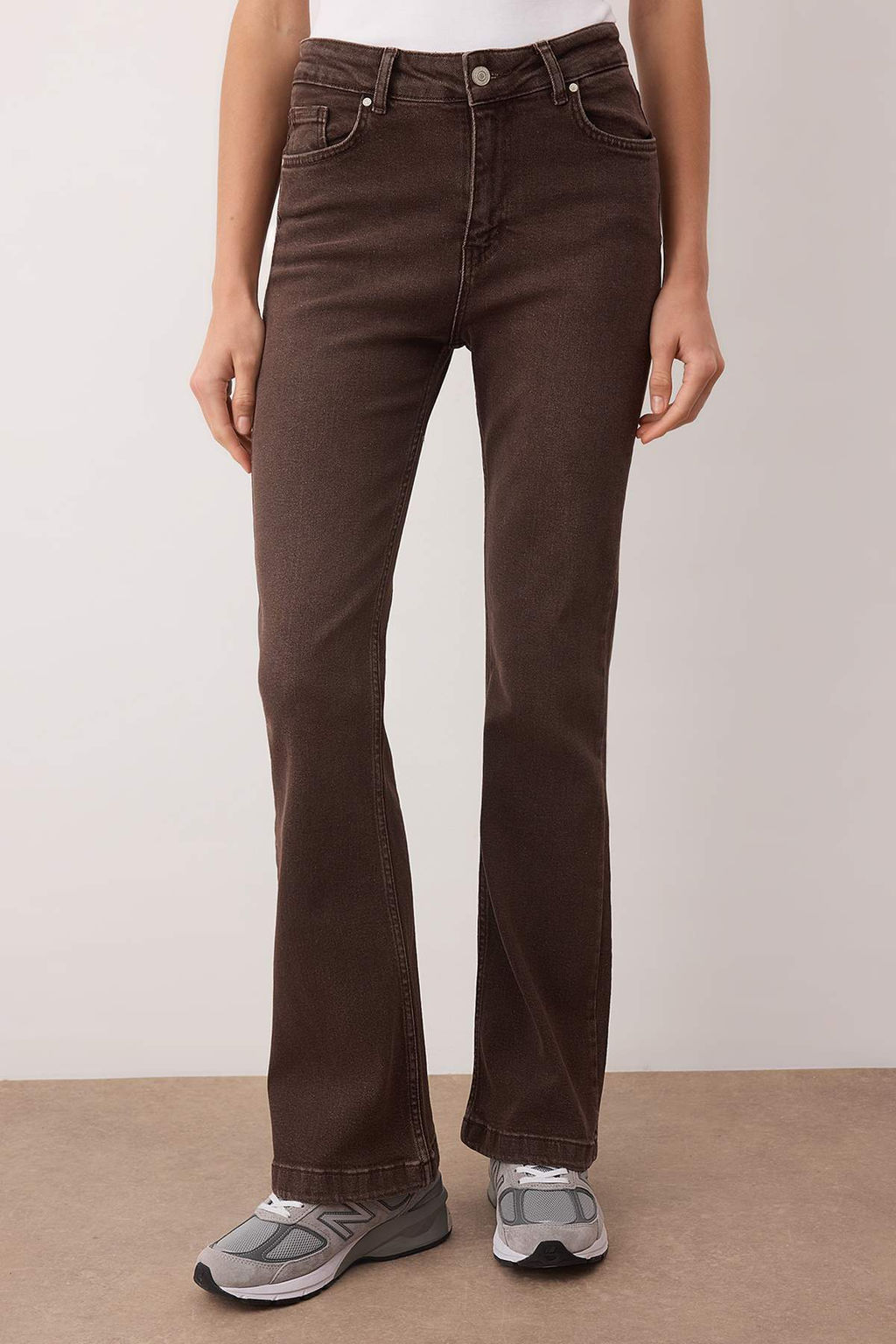 Kahverengi Yuksek Bel Orta Esnek Flare Ispanyol Paca Jeans TWOAW26JE00047