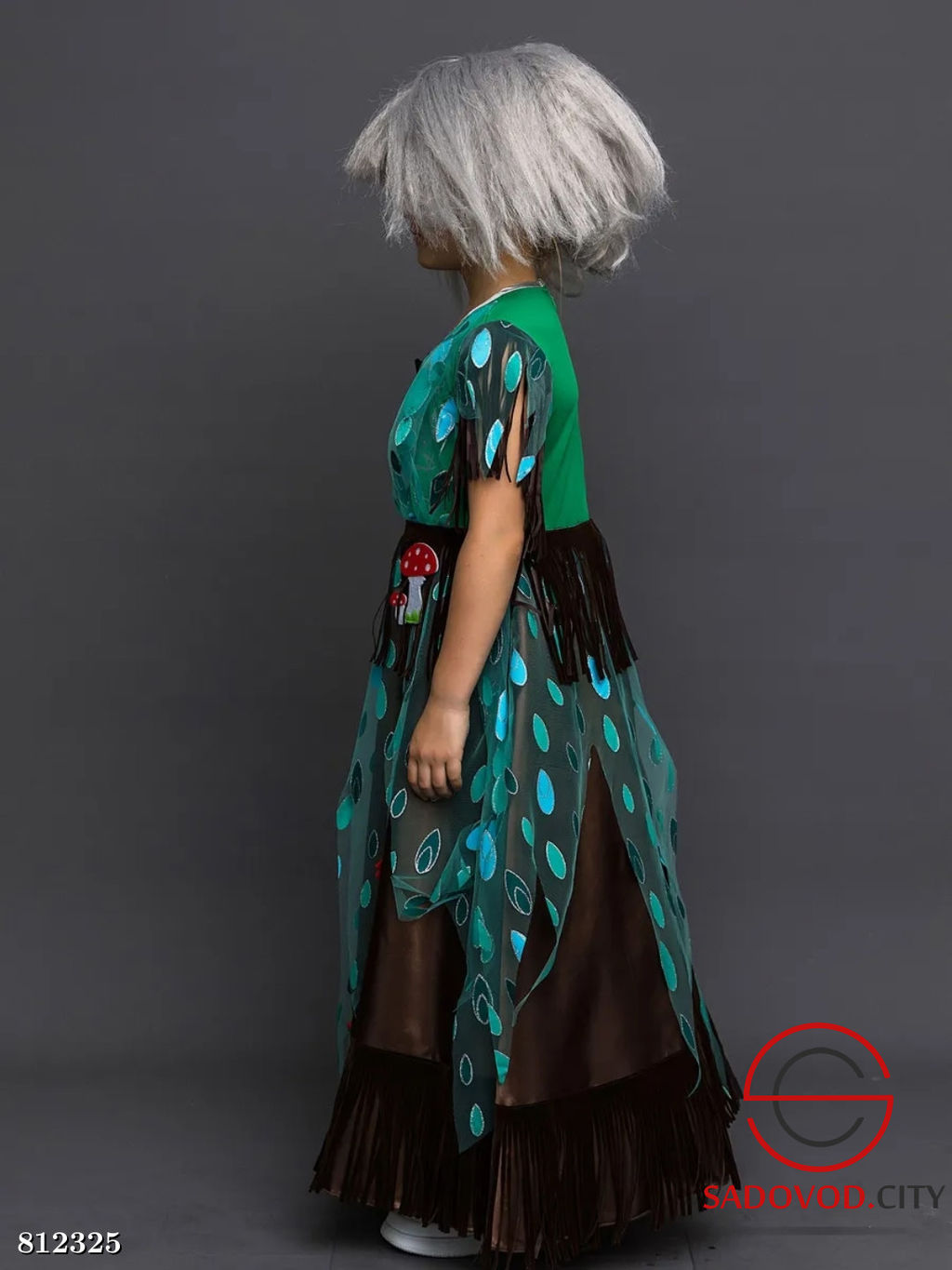 Платье с подъюбником и парик