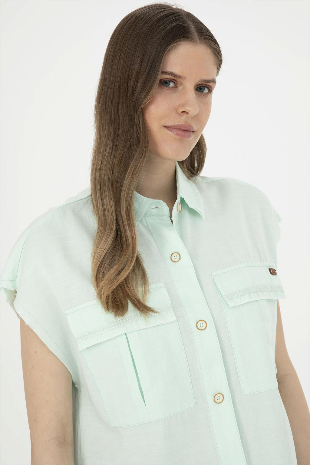 U. S. Polo Assn / Женская рубашка зеленого цвета с коротким рукавом - U.s. polo assn фото 2