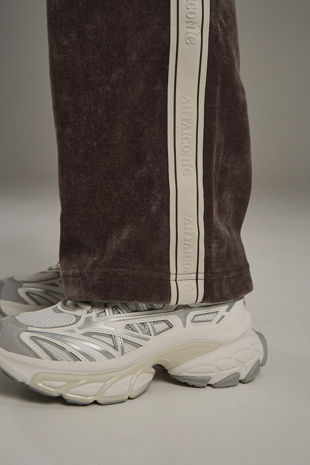 Брюки трикотажные Коричневый ICONIC Knit Track Pants - Anta фото 14