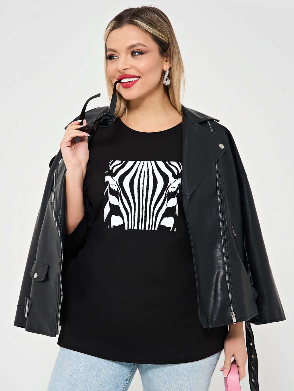 Футболка 0202-1 черный