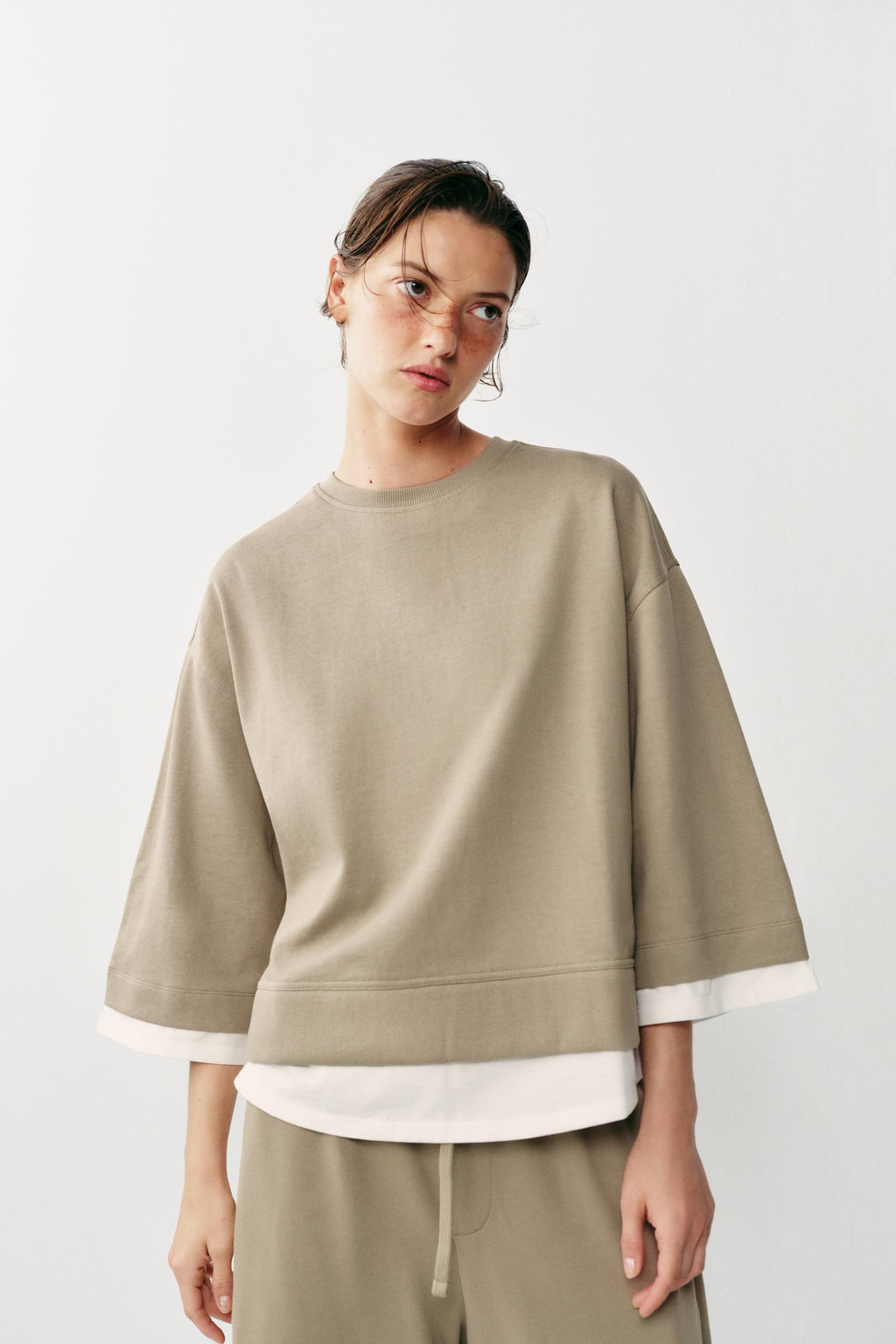SUDADERA COMBINADA MANGA LARGA / Camel medio - Zara фото 2