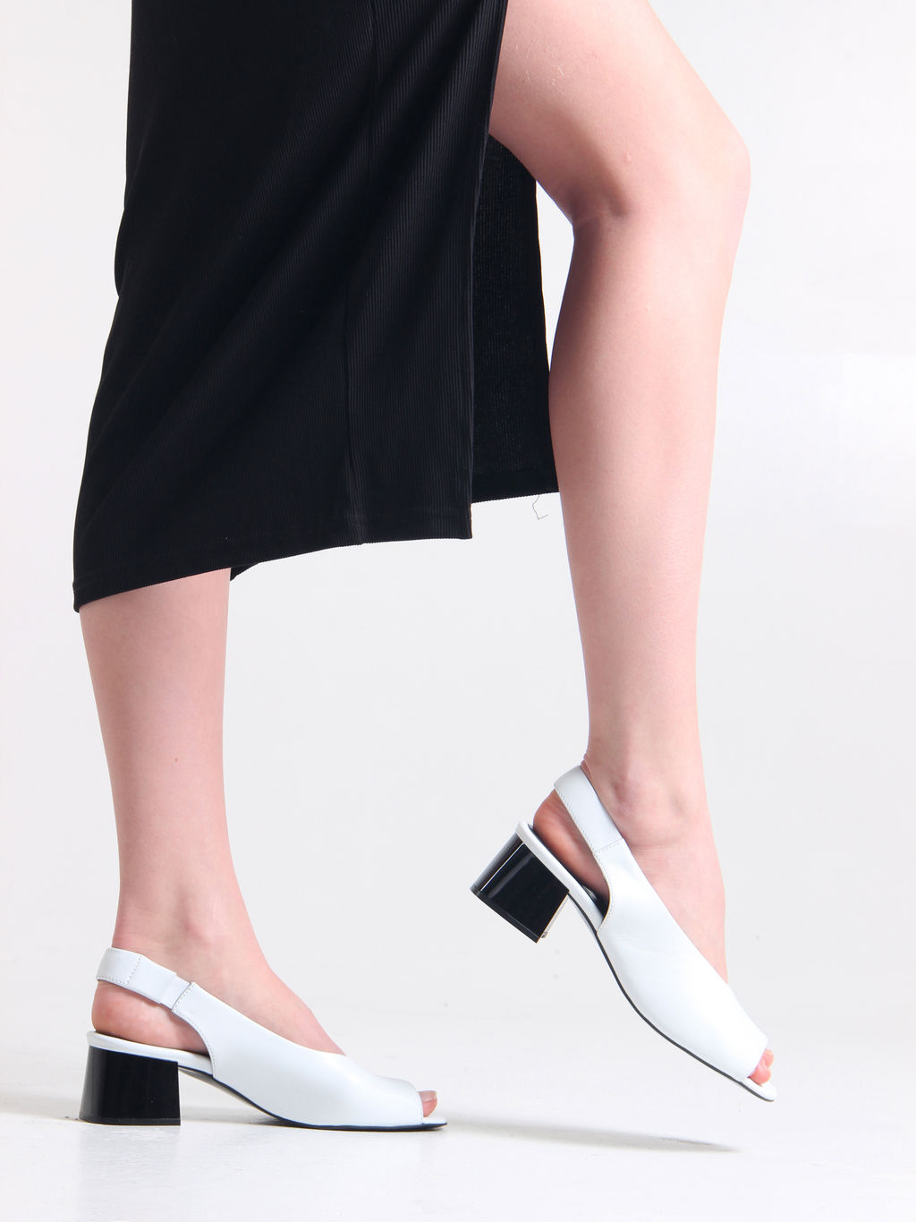 Босоножки 4001.767bl. Белый