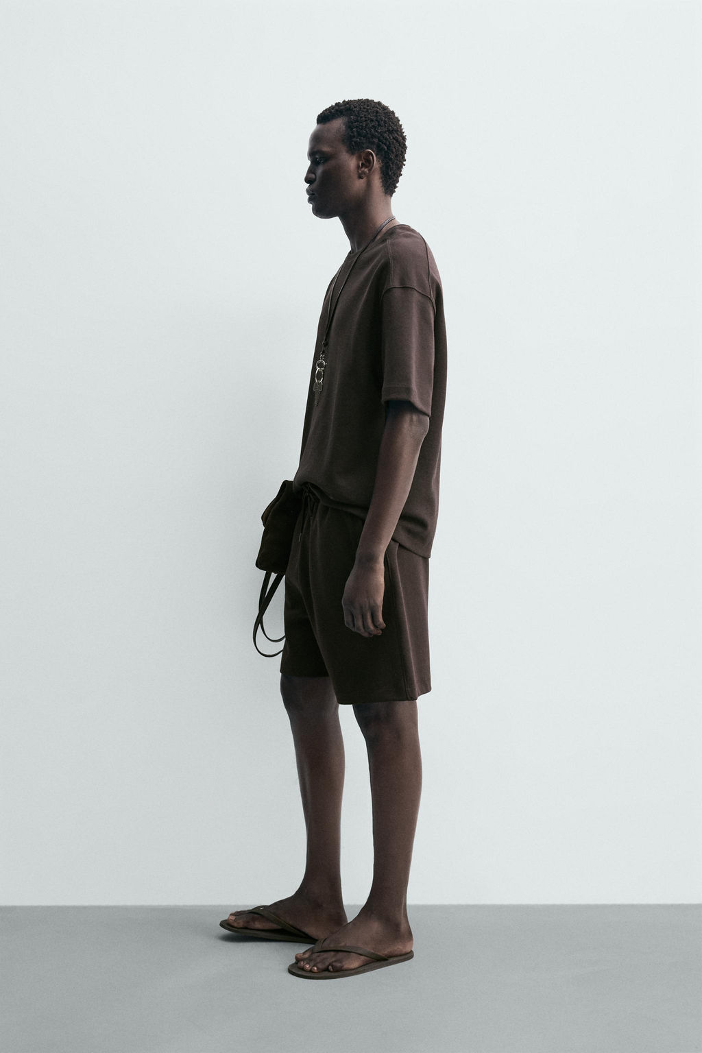 BERMUDA JOGGER RELAXED FIT INTERLOCK / Marr?n oscuro - Zara фото 4