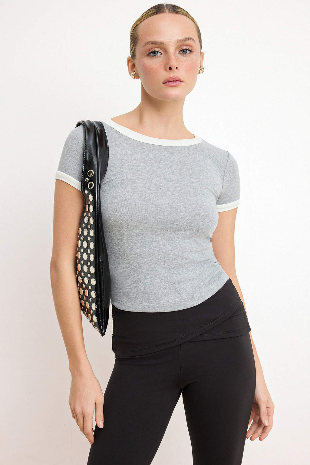 Gri Melanj Fitted/Vucuda Oturan K?sa Kollu Pamuk Ribana Orme T-Shirt TWOSS26TS00126 - Trendyolmilla фото 2