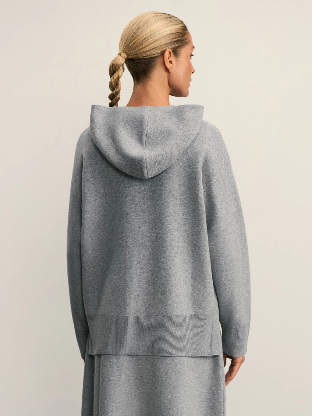 Джемпер с капюшоном / Zarina  фото 5