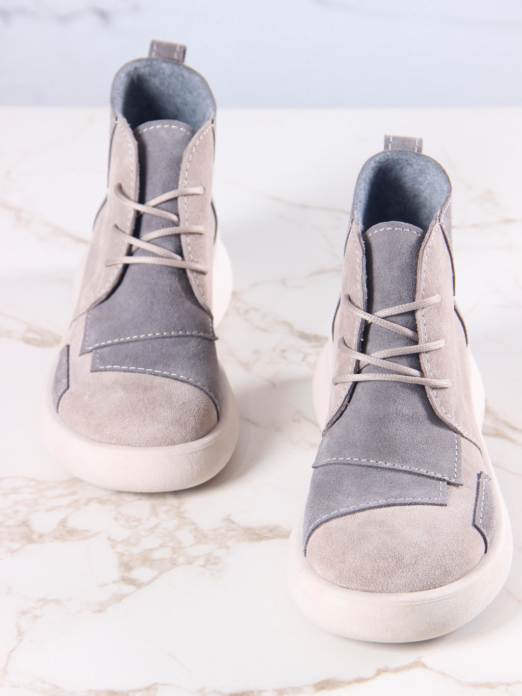 Ботинки 305.927be.Ваниль серый замша/байка