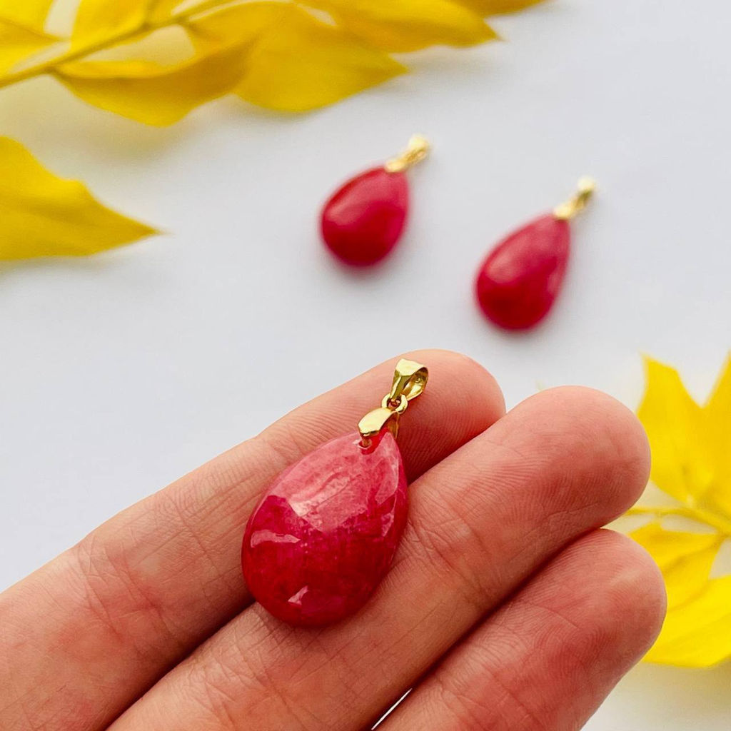 Кулон из Родонита