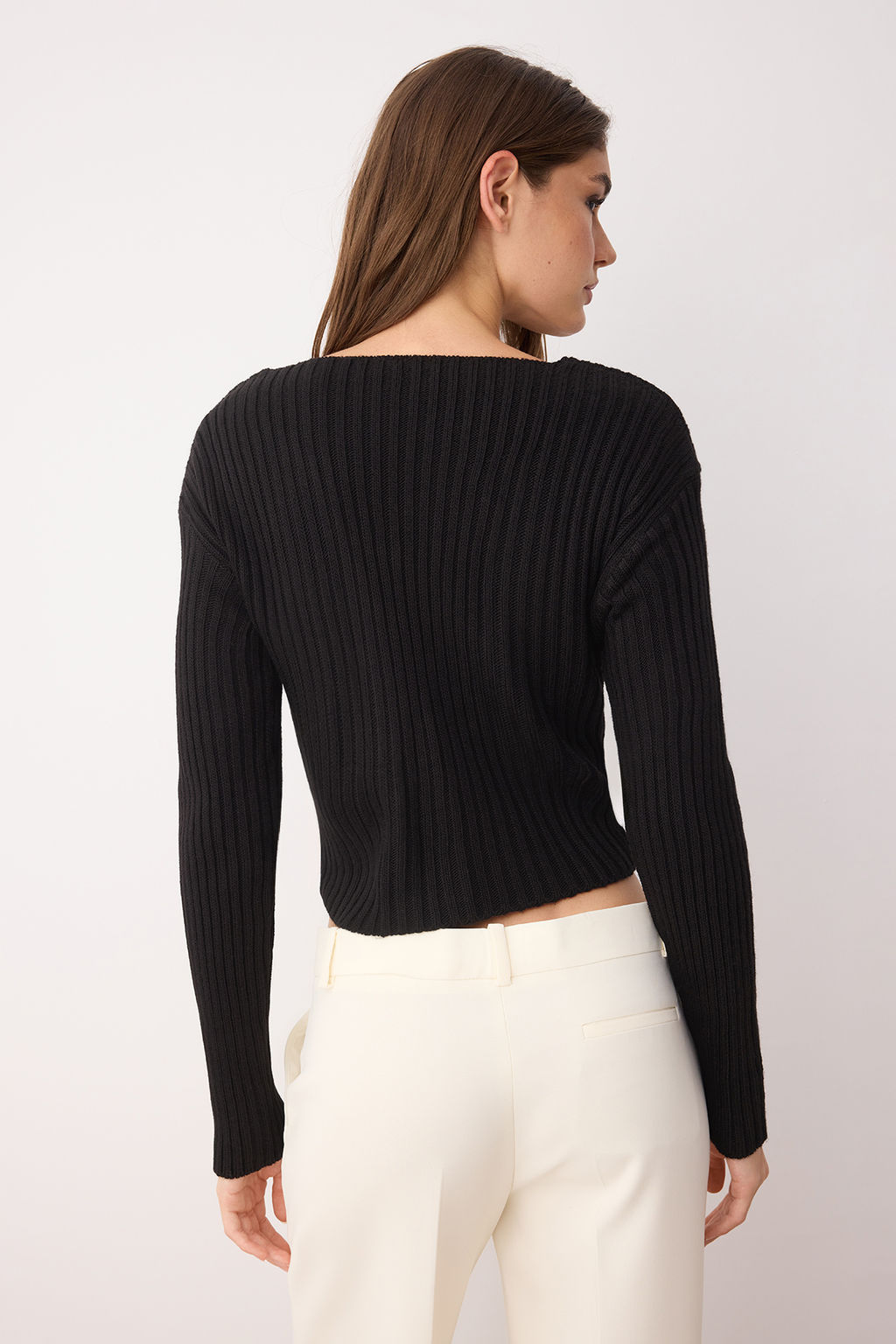 Siyah Crop Basic V Yaka Triko Kazak TWOAW24KZ01214