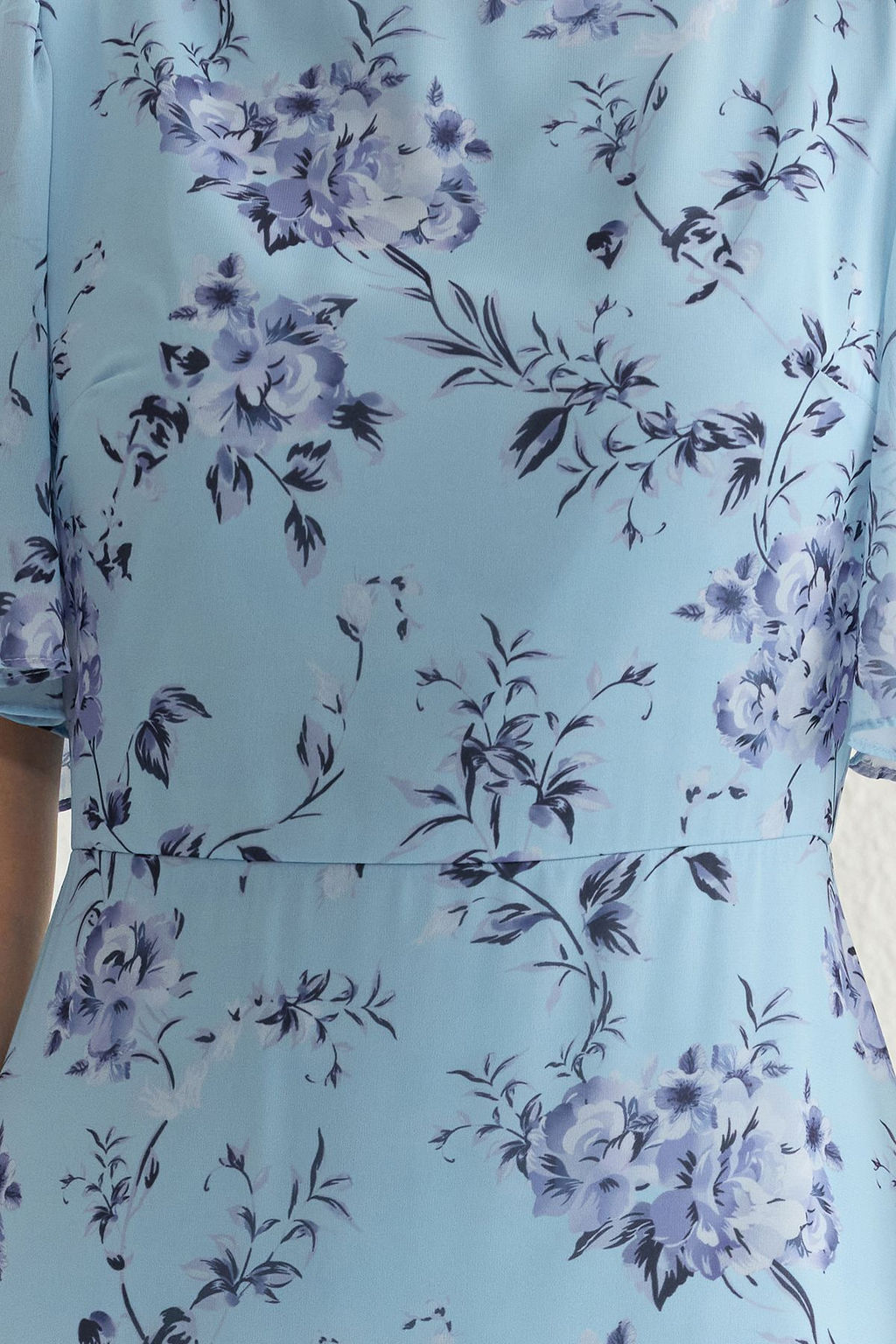 Mavi Cicekli A Kesim Midi Astarl? Sifon Dokuma Elbise TWOSS23EL01372