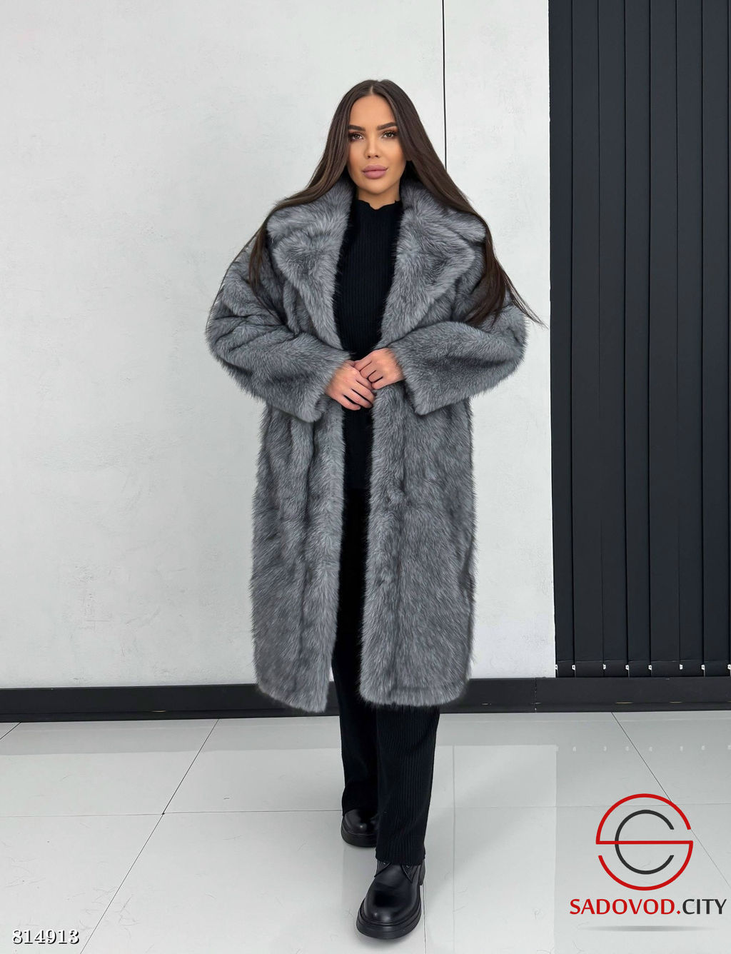 Шуба женская с искусственным мехом