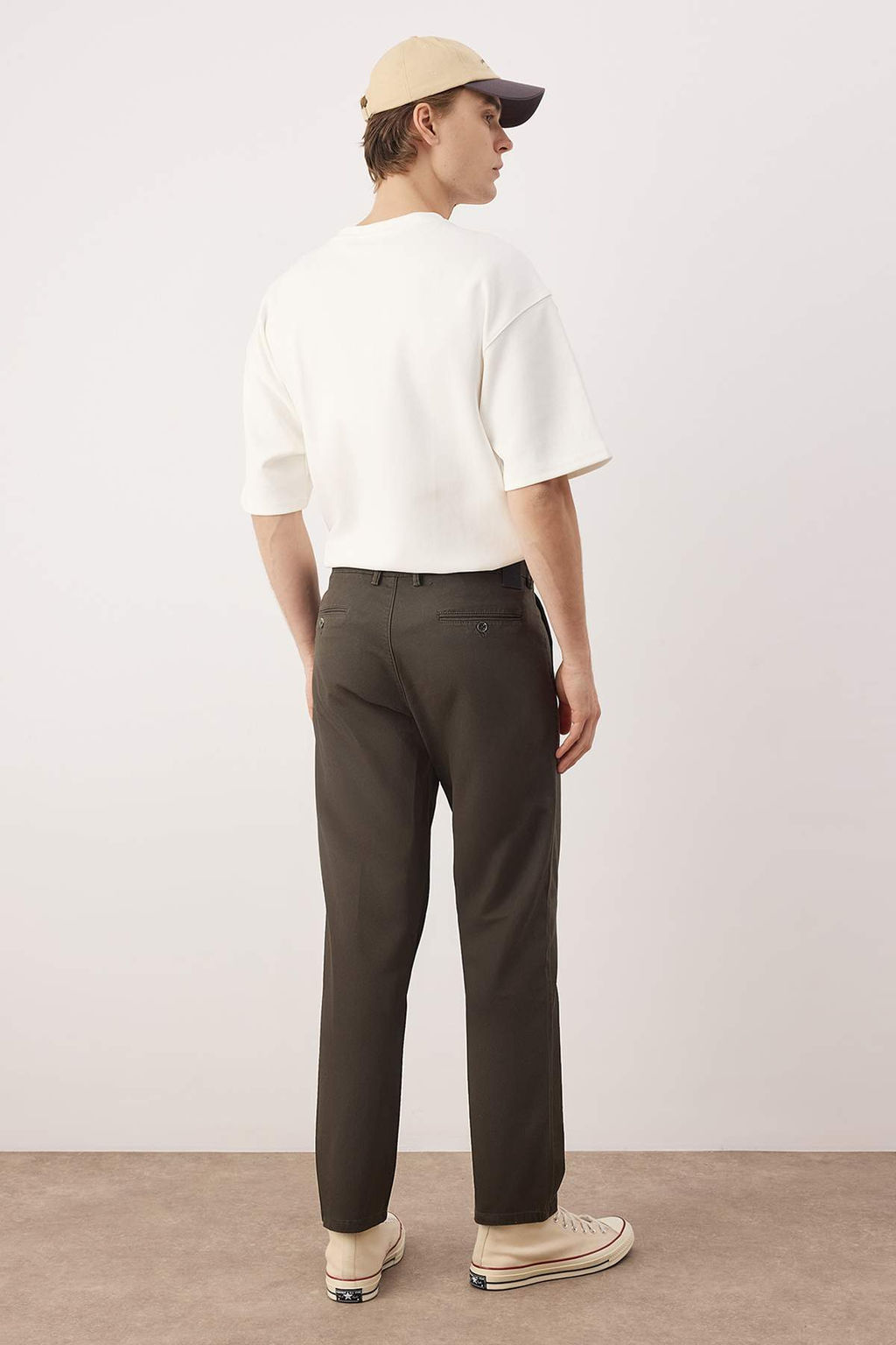 Siyah Erkek Gabardin Dokulu Kumas Pantolon TMNAW26PL00026 - Trendyolmilla фото 49