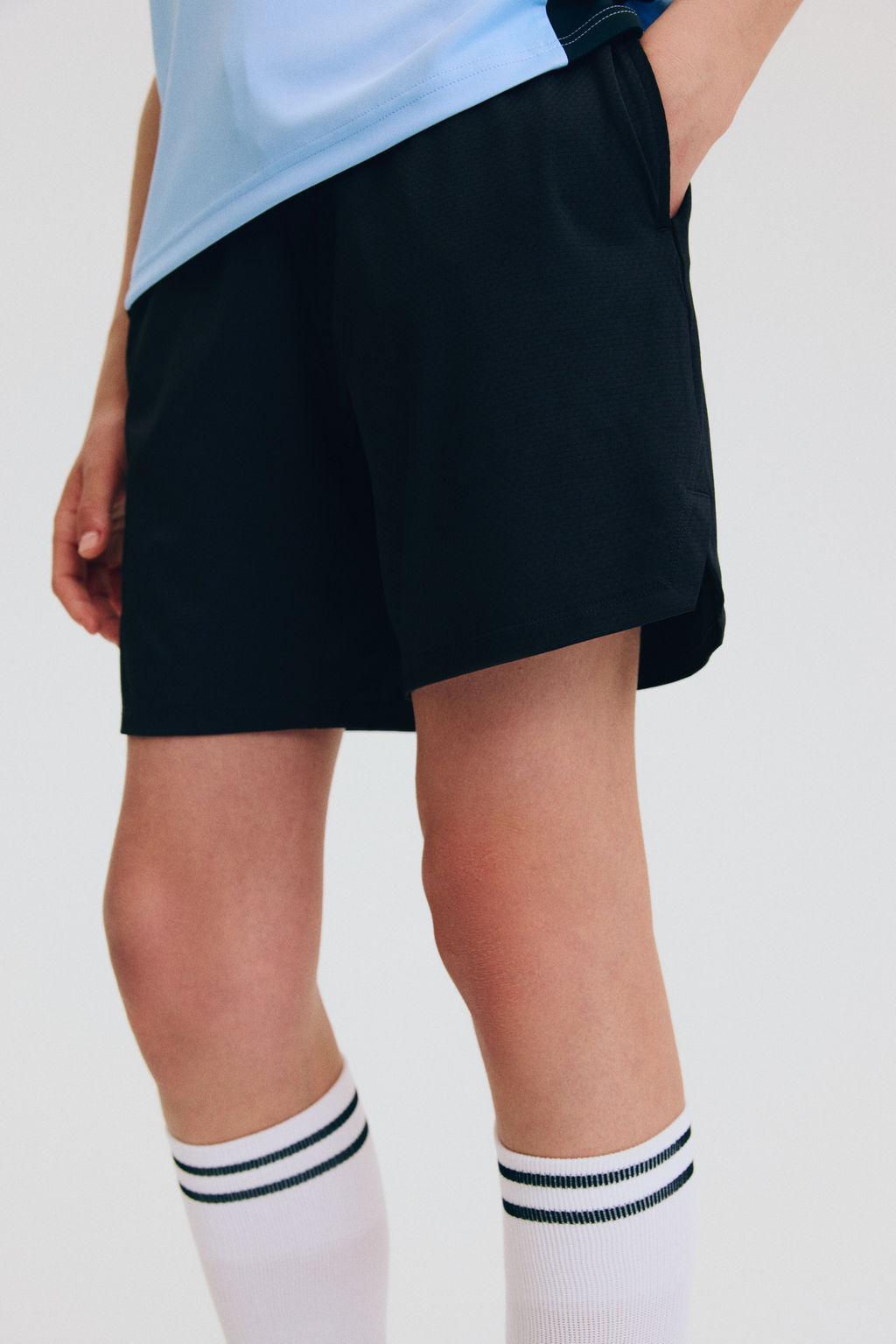 Pantal?n corto de deporte con DryMove - H&m фото 6