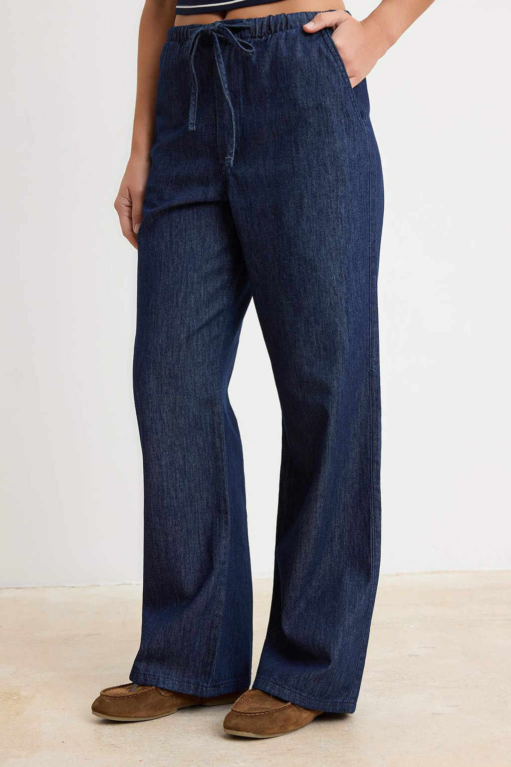 Koyu Mavi Beli Lastikli Yuksek Bel Wide Leg Jeans TWOSS26JE00299 - Trendyolmilla фото 3