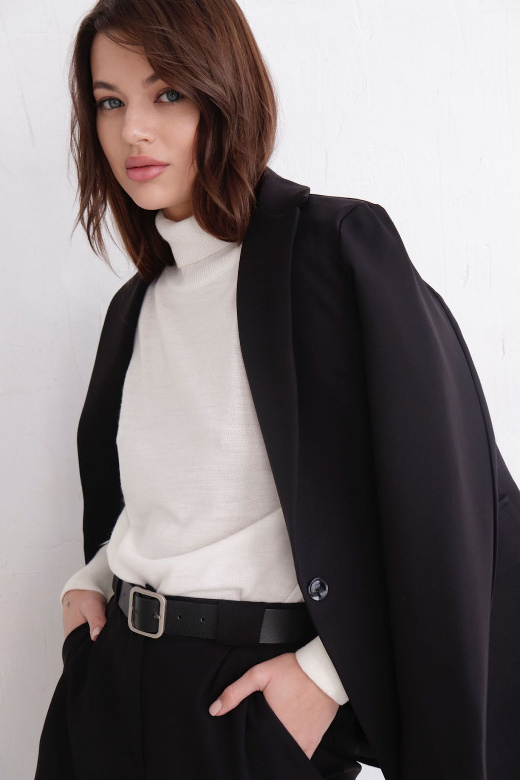 11366 Костюм брючный чёрный - Martichelli фото 5