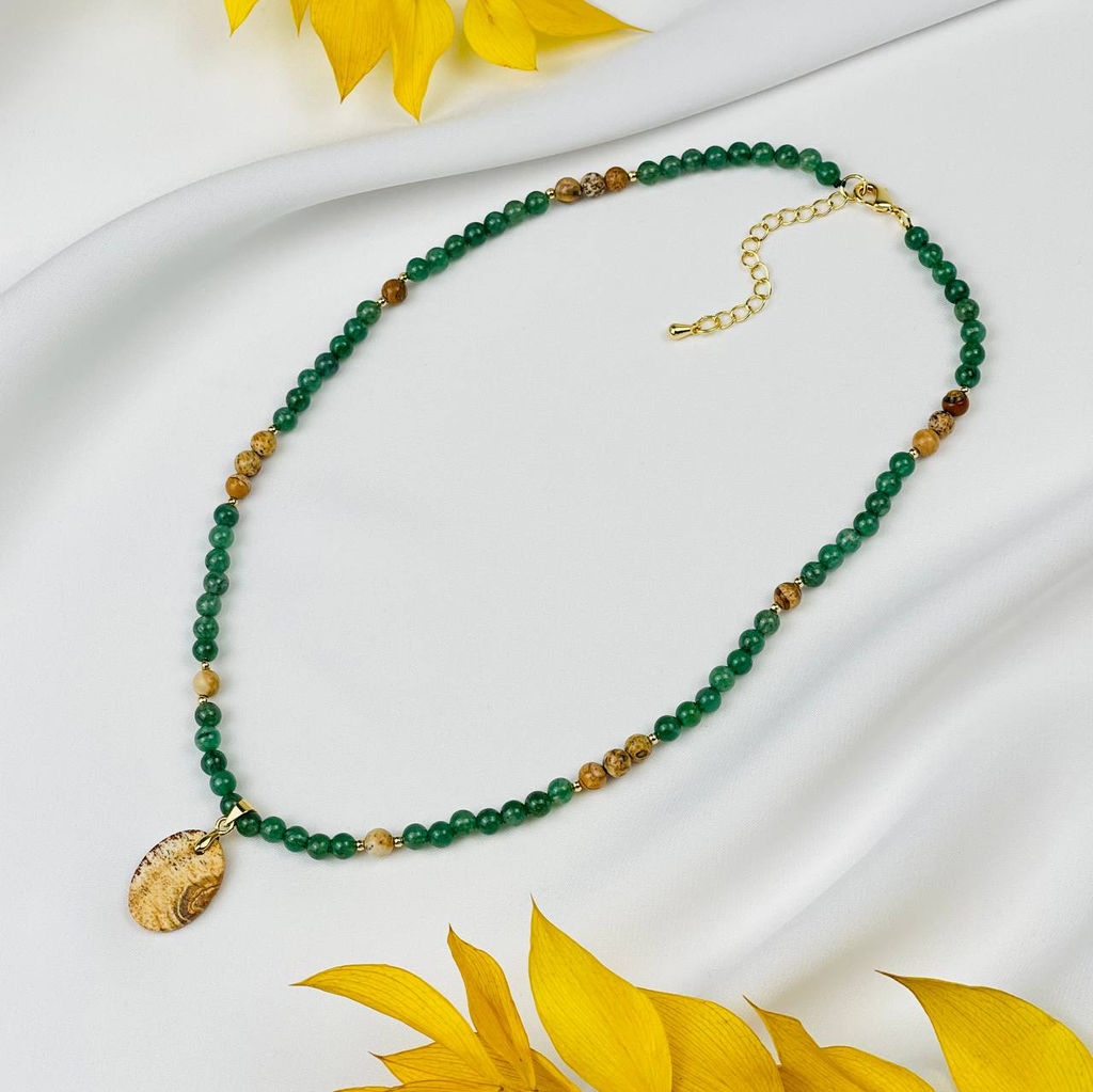 Колье из зеленого Авантюрина и песочной Яшмы 45 см +