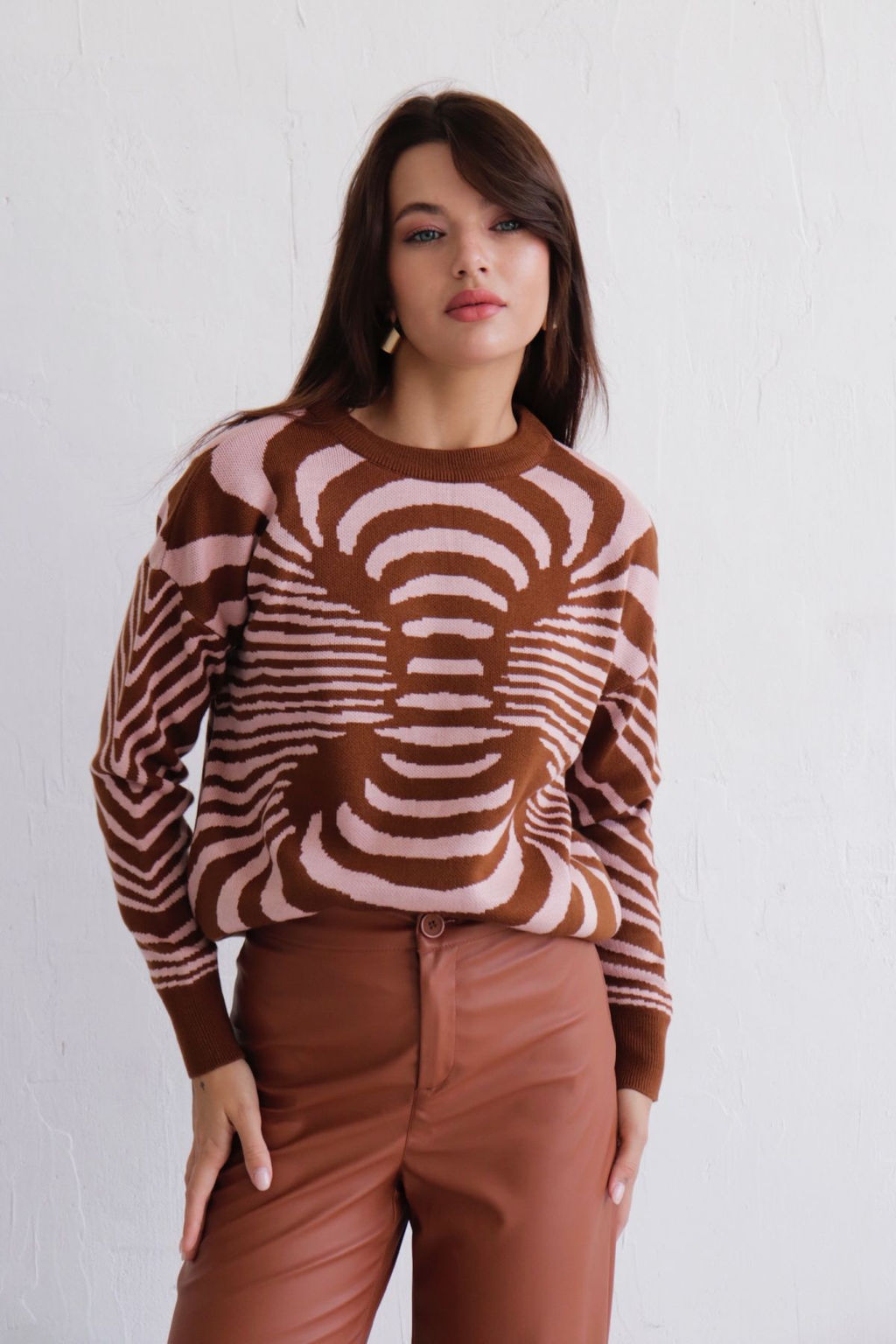 9959 Джемпер базовый кофейный - Martichelli фото 9