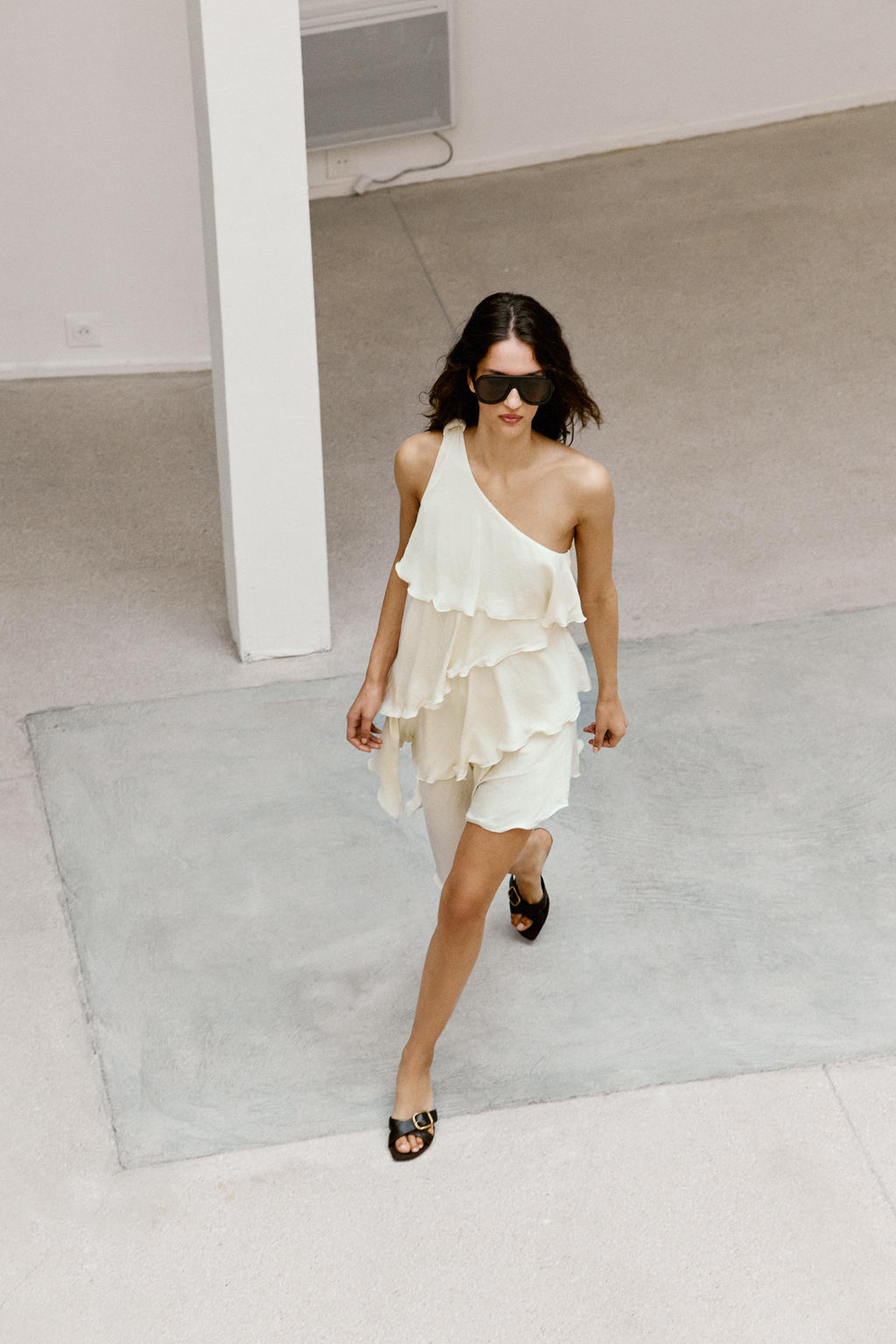 VESTIDO VOLANTES NUDO / Crudo - Zara фото 8