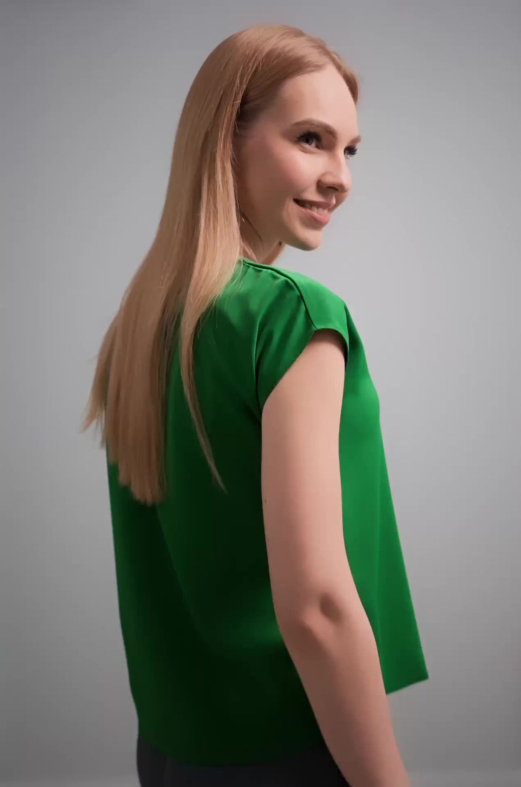 Женская базовая блузка под пиджак Happyfox