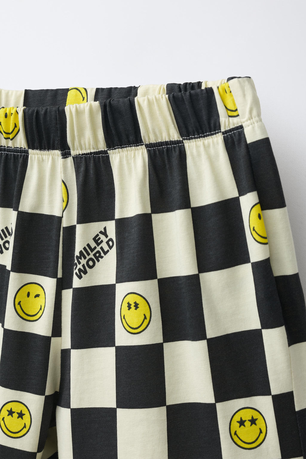 6-14 A?OS/ PIJAMA SMILEYWORLD ® / Amarillo - Zara фото 8