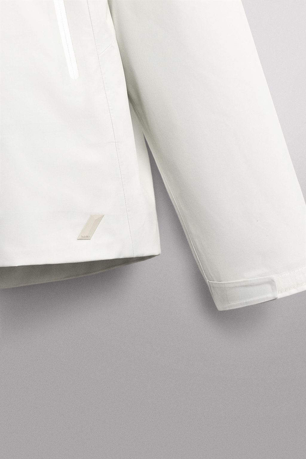 SHELL WATERPROOF TECHNICAL JACKET - Zara фото 25