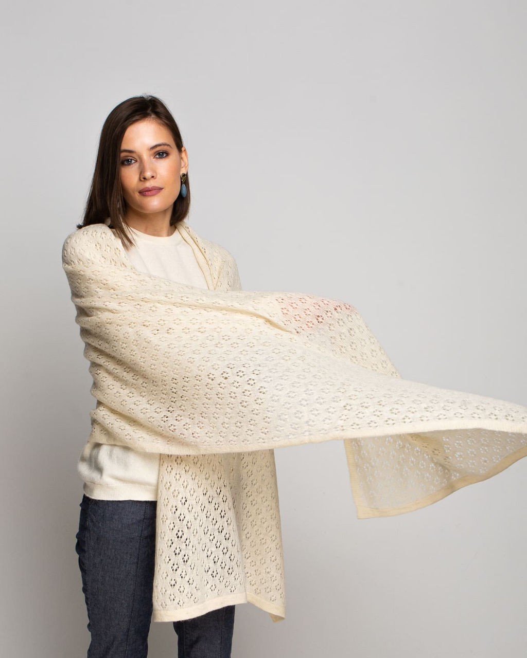 Палантин из шерсти 7W12003