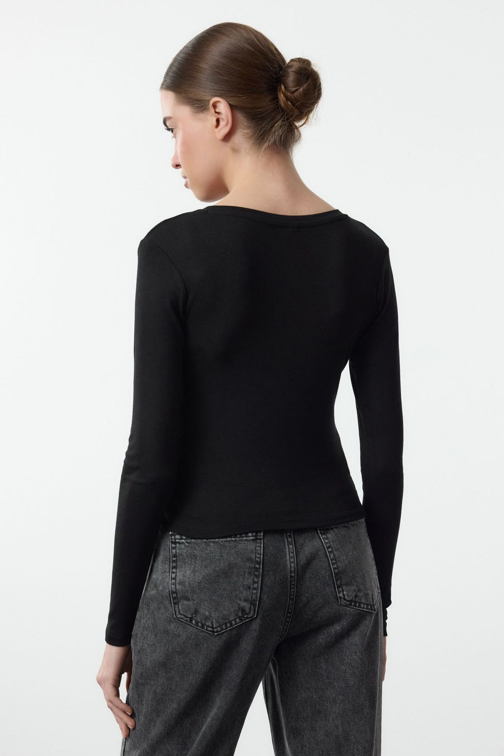 Trendyolmilla Siyah-Ekru Ikili Paket Crop/K?sa Fitted/Vucuda Oturan Orme Bluz TWOAW25BZ00061  фото 4
