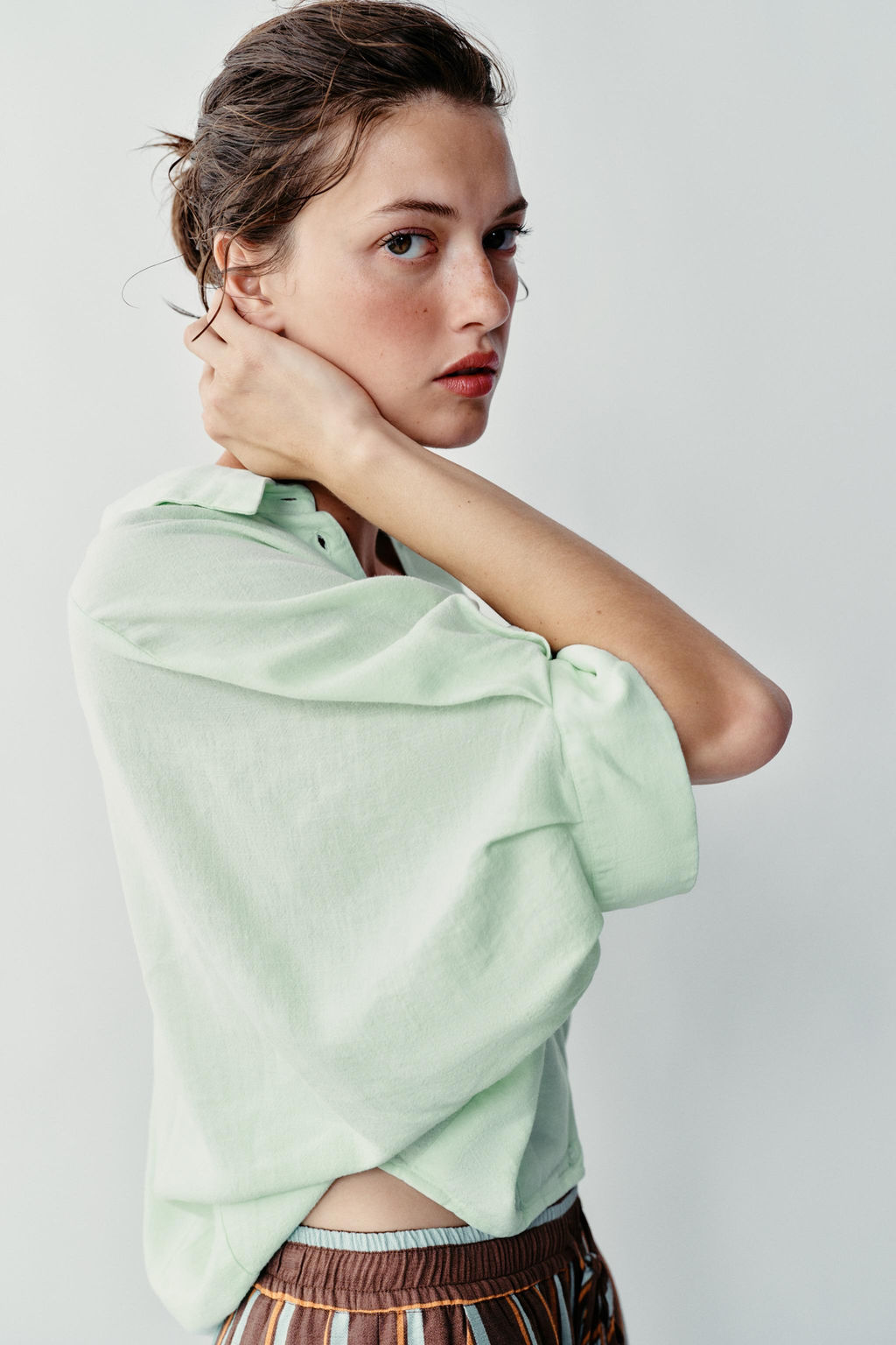 CAMISA GLOBO / Menta - Zara фото 4