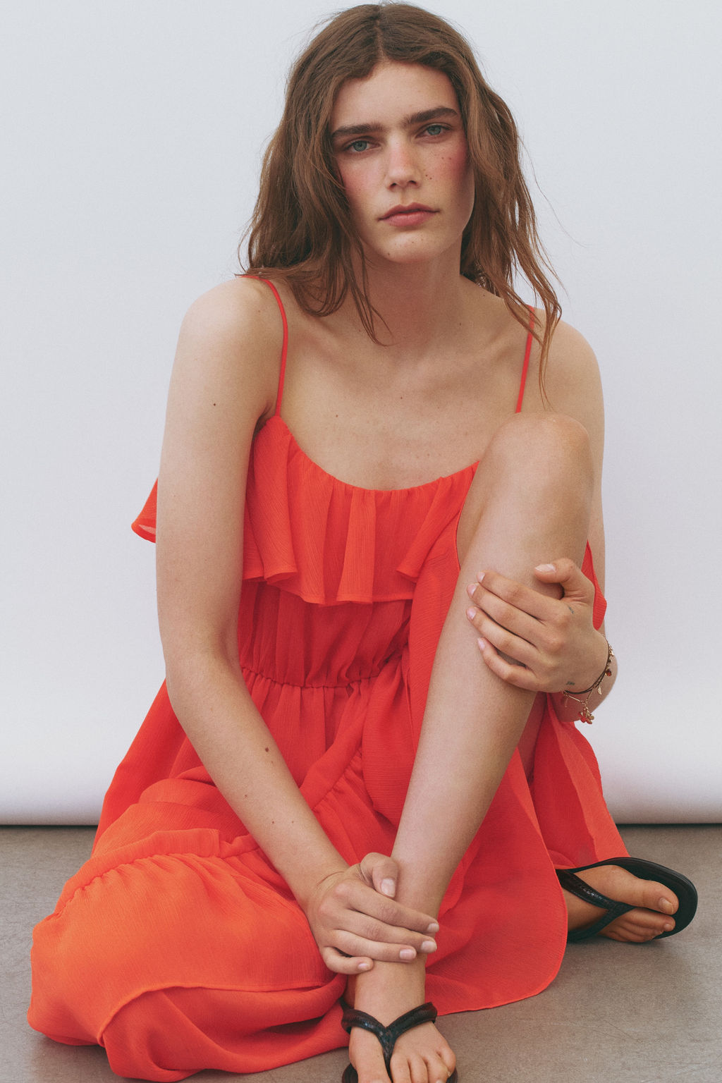 Vestido de volantes con tirantes espagueti - H&m фото 5