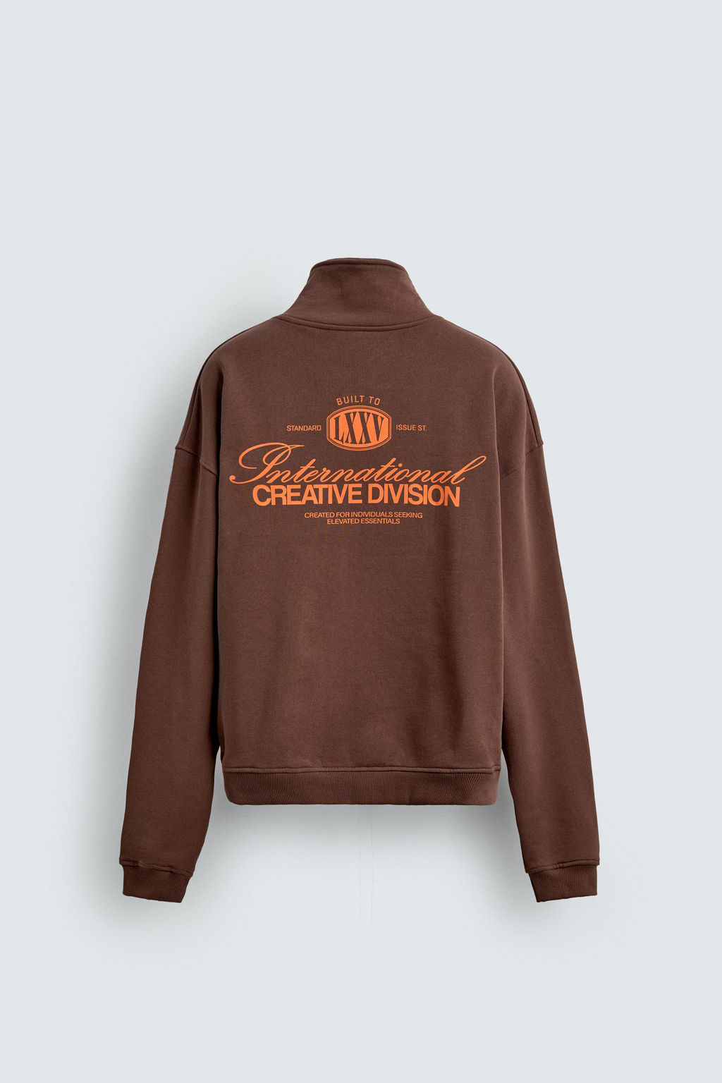 SUDADERA CUELLO CREMALLERA TEXTOS CONTRASTE / Marr?n - Zara фото 8