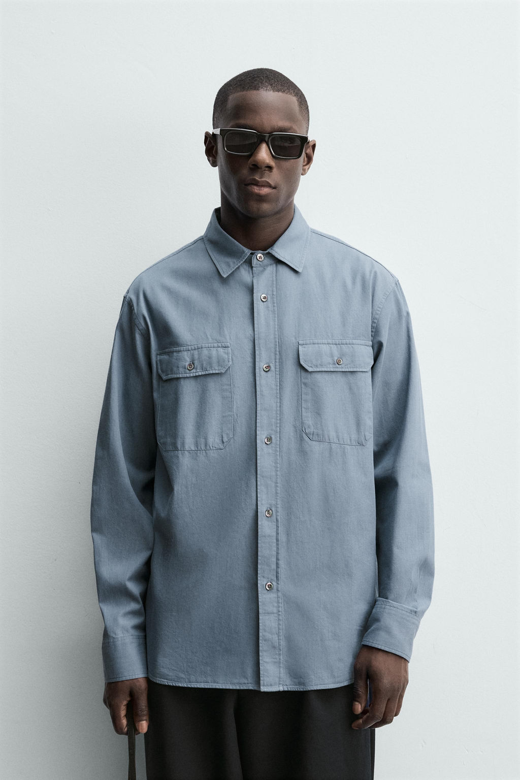 CAMISA LAVADA RELAXED FIT BOLSILLOS / Azul / ?ndigo - Zara фото 2