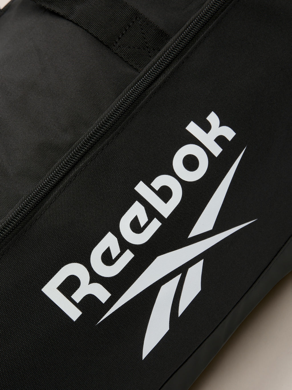 Мужская спортивная сумка REEBOK WAYLAND D 40 Артикул 4282847, черный
