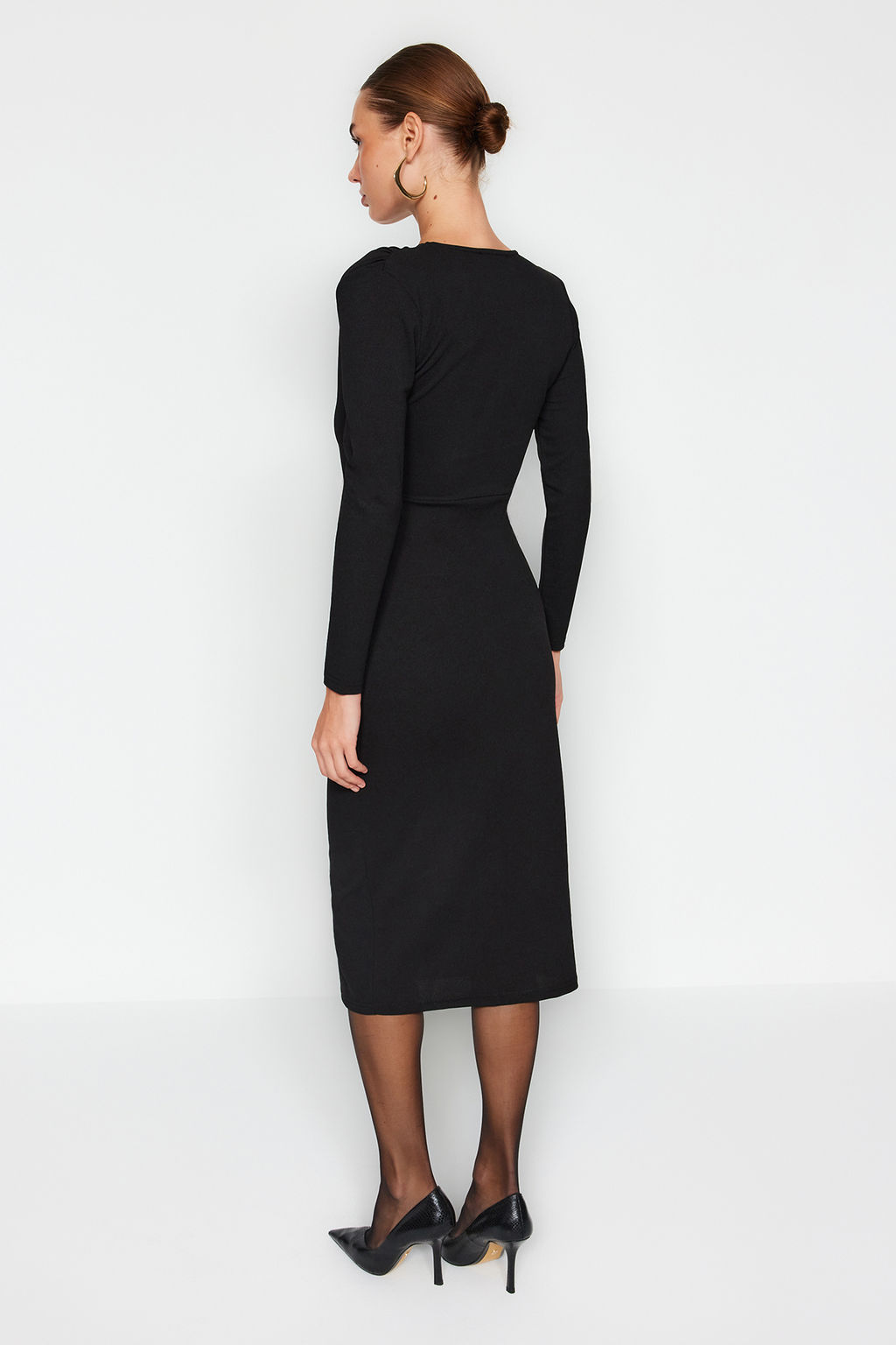 TRENDYOLMILLA Mor Kruvaze Yaka Uzun Kollu Buzgu Detayl? Vucuda Oturan Midi Orme Elbise TWOAW24EL00826 фото 10