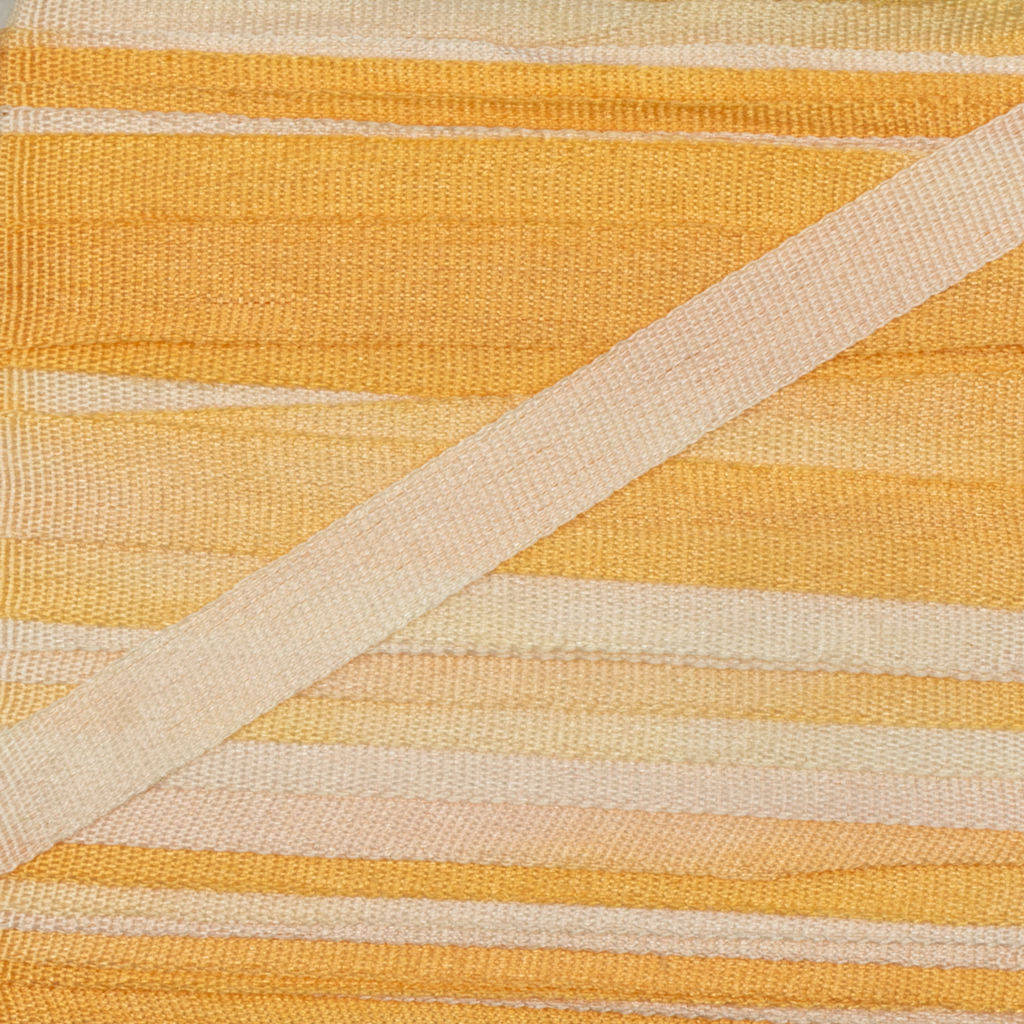 Gamma шелковая SRM-4 ФАСОВКА 4 мм  0.2 9.1 м  0.5 м