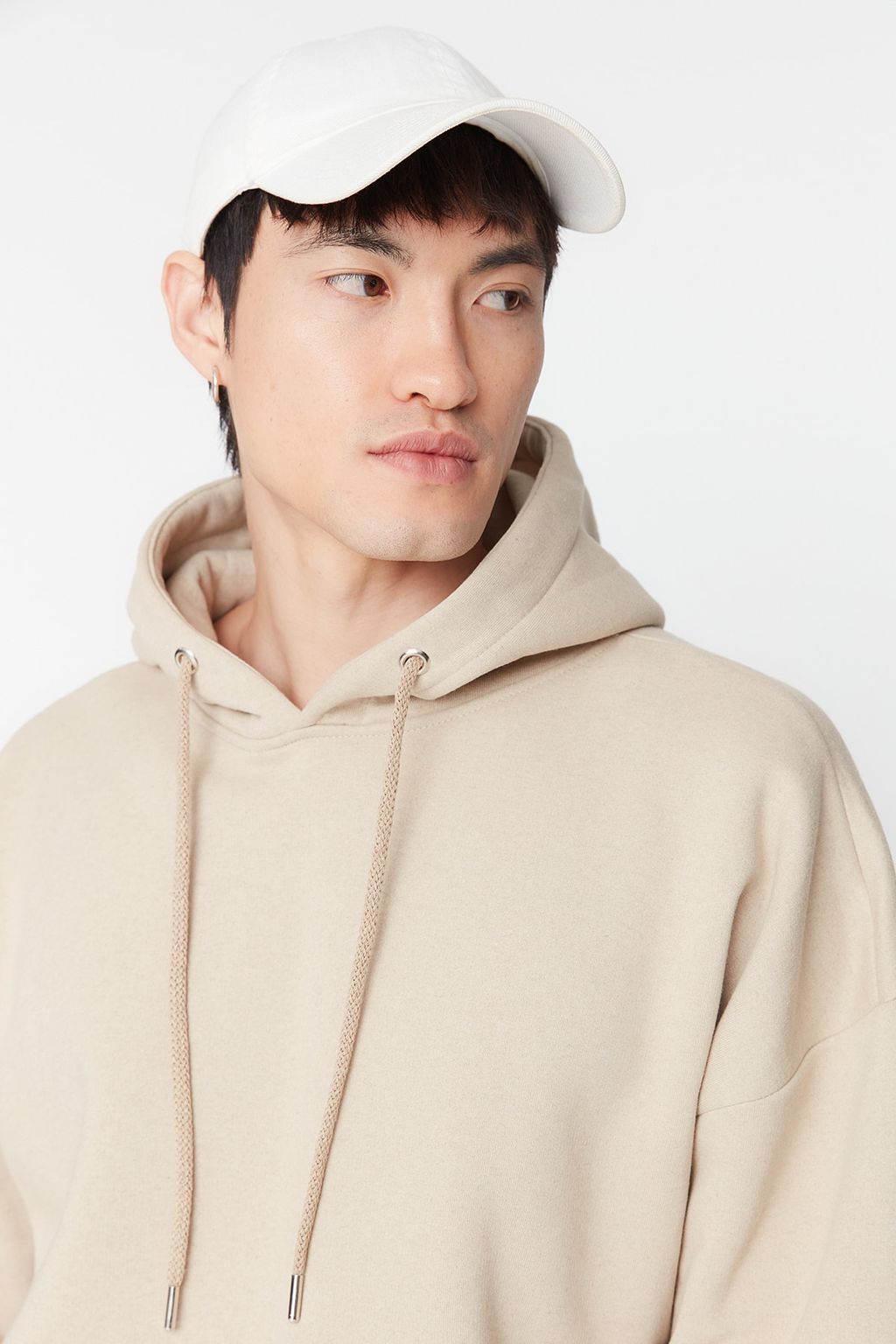 Bej Oversize/Genis Kesim Kapusonlu Ici Polar/S?cak Tutan Cicek Bask?l? Sweatshirt TMNAW22SW1651