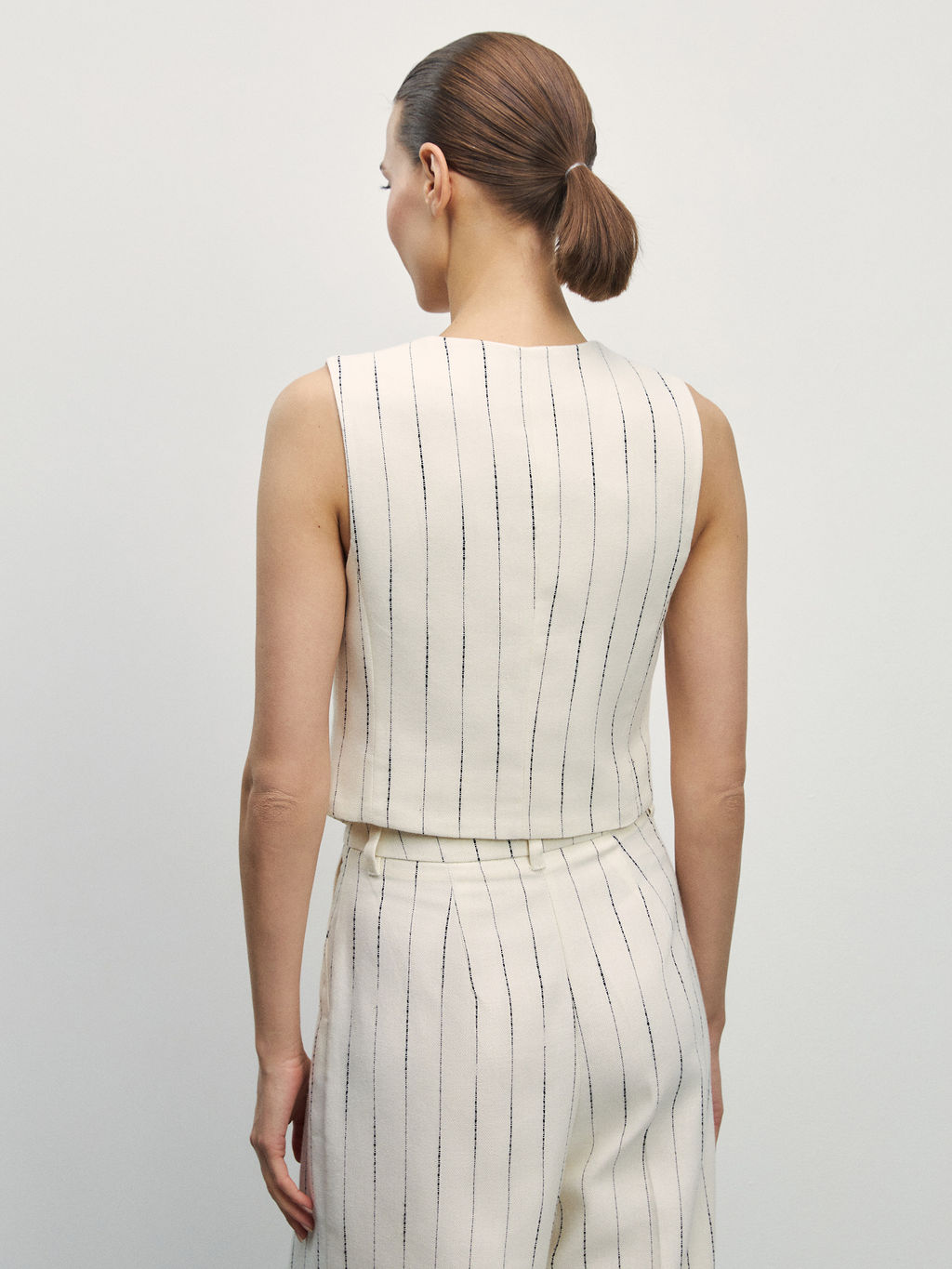 Жилет приталенного кроя изо льна / Zarina  фото 5