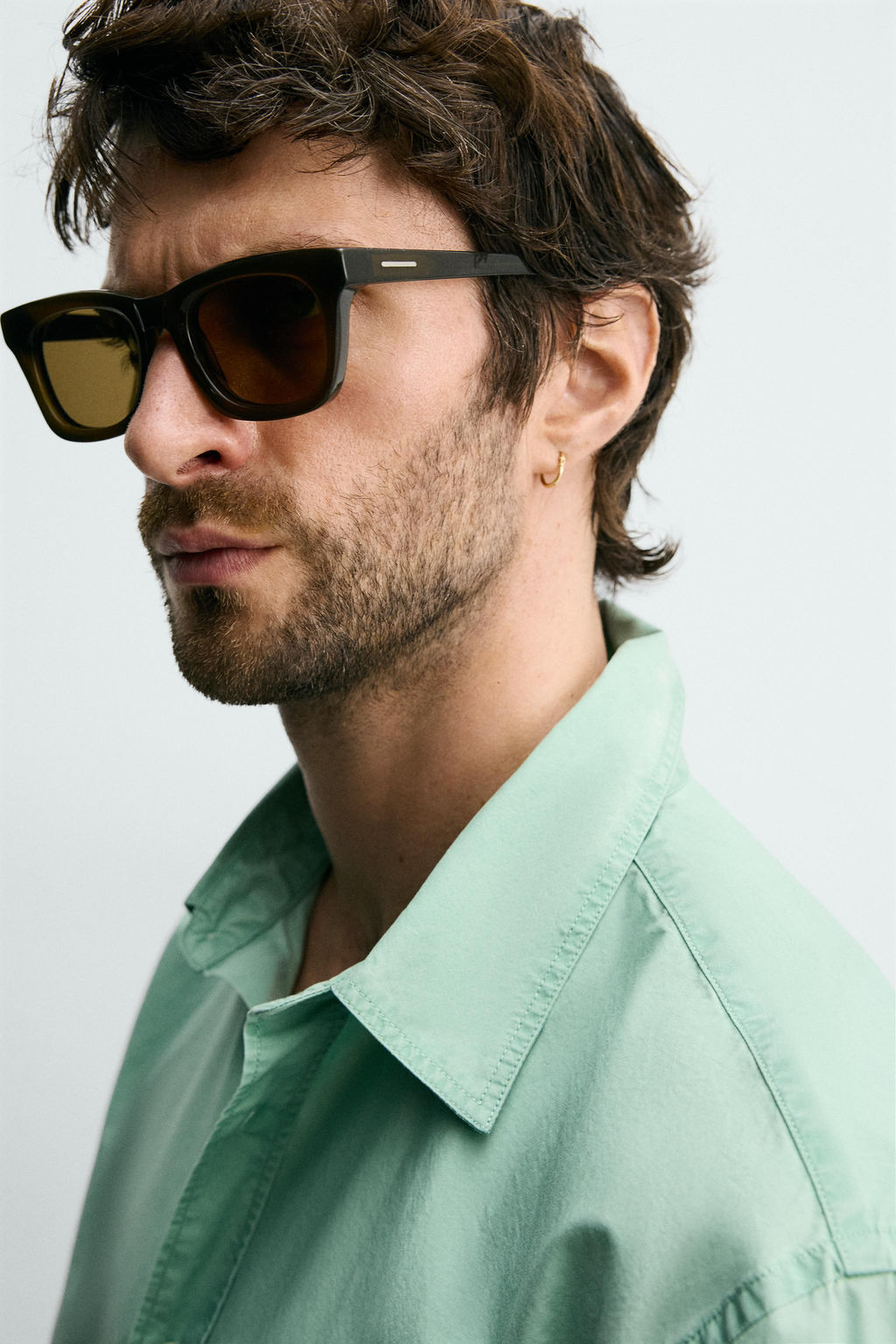 CAMISA LAVADA REGULAR FIT / verde lavado