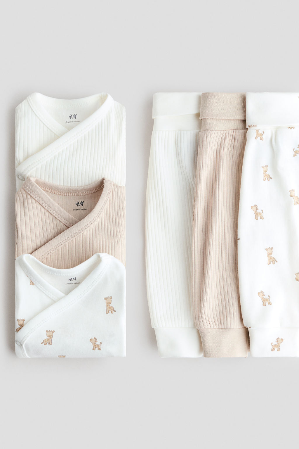 Conjunto de 3 bodies y 3 pantalones
