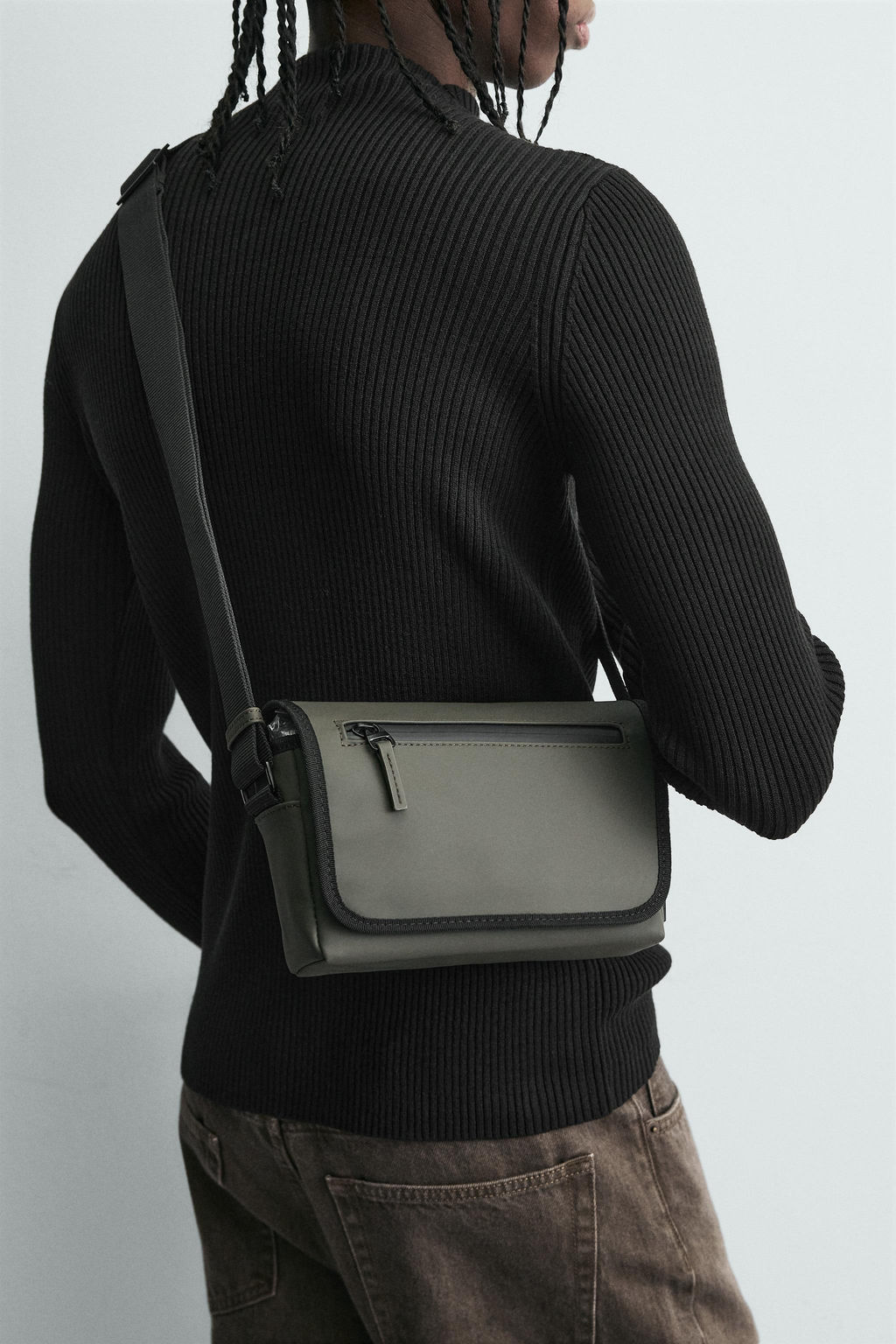 RUBBERISED CROSSBODY BAG - Zara фото 7
