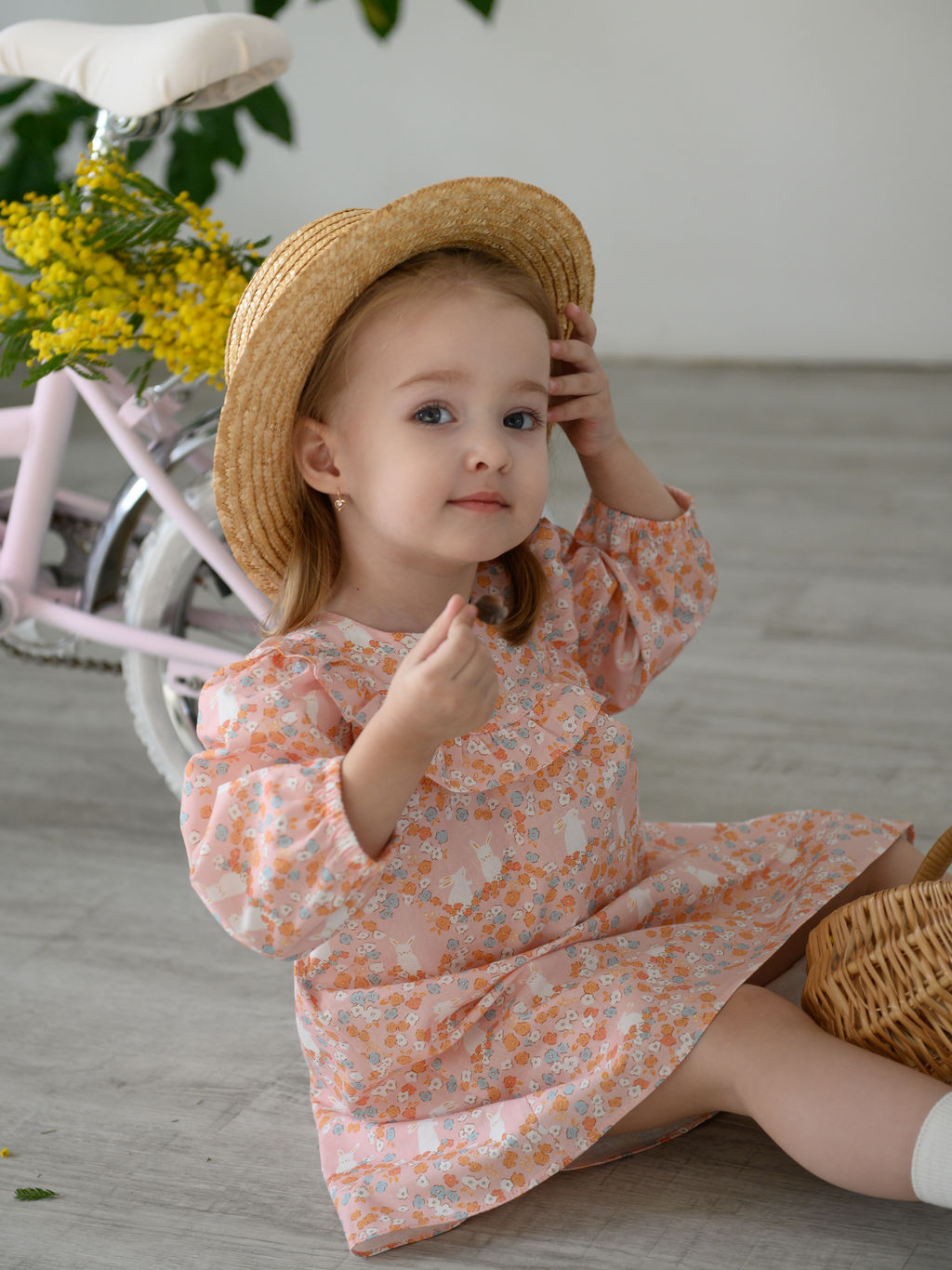 Платье из хлопкового поплина зайчики в цветах, розовый - Lesi kids фото 10